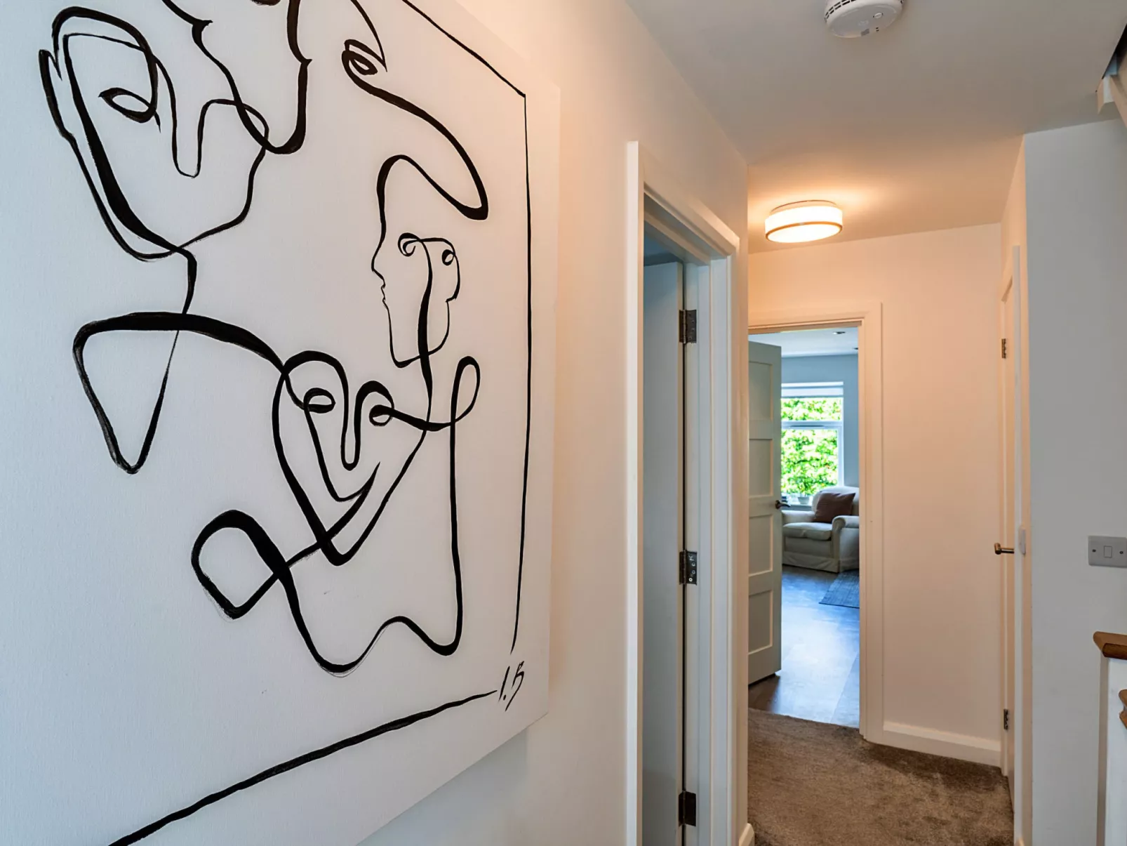 Brunels Reach-Drinnen