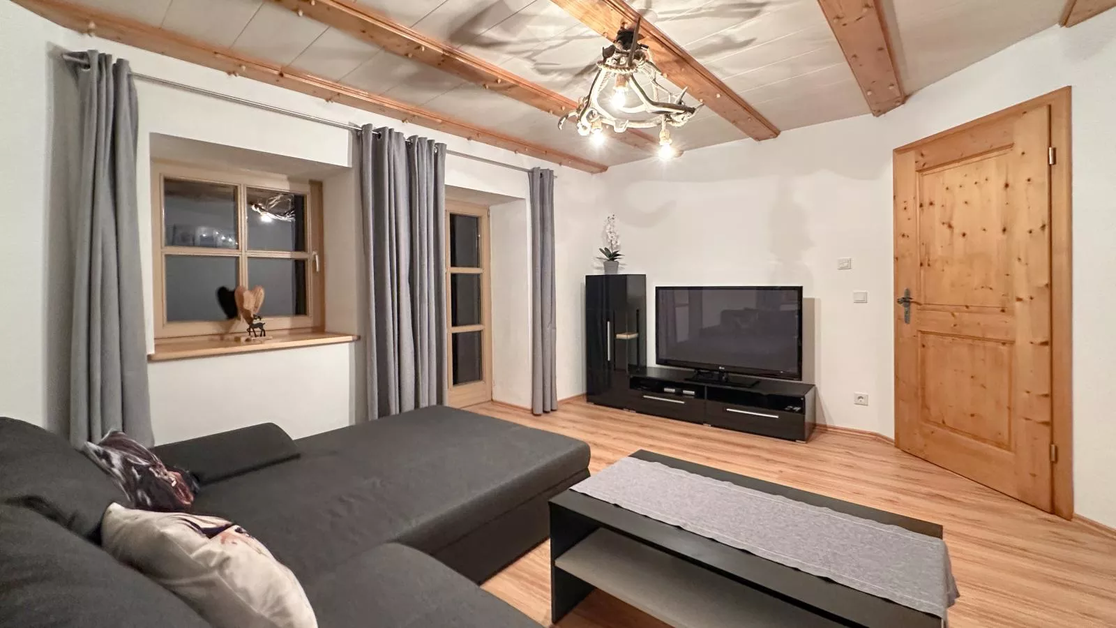 Holzfurtner-Living room