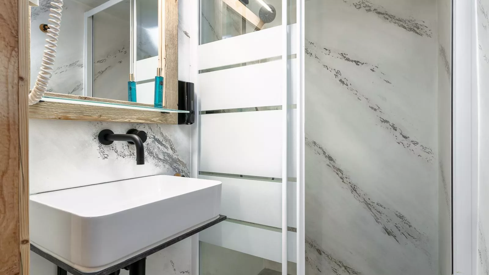 Almversteck Hollersbach-Bathroom