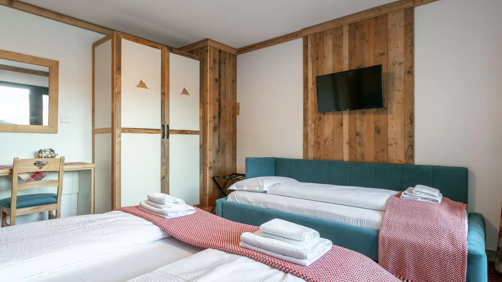 Bergzeit Hollersbach L-Bedroom