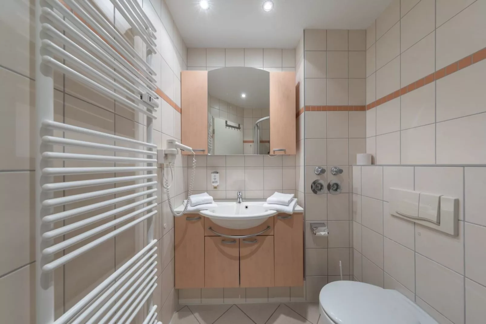 Schneeeule 222-Bathroom