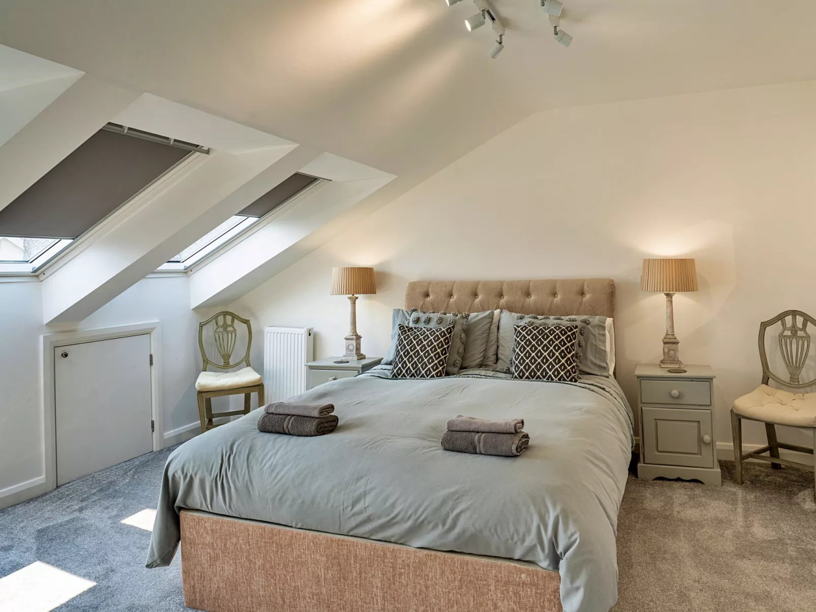 Brunels Reach-Drinnen