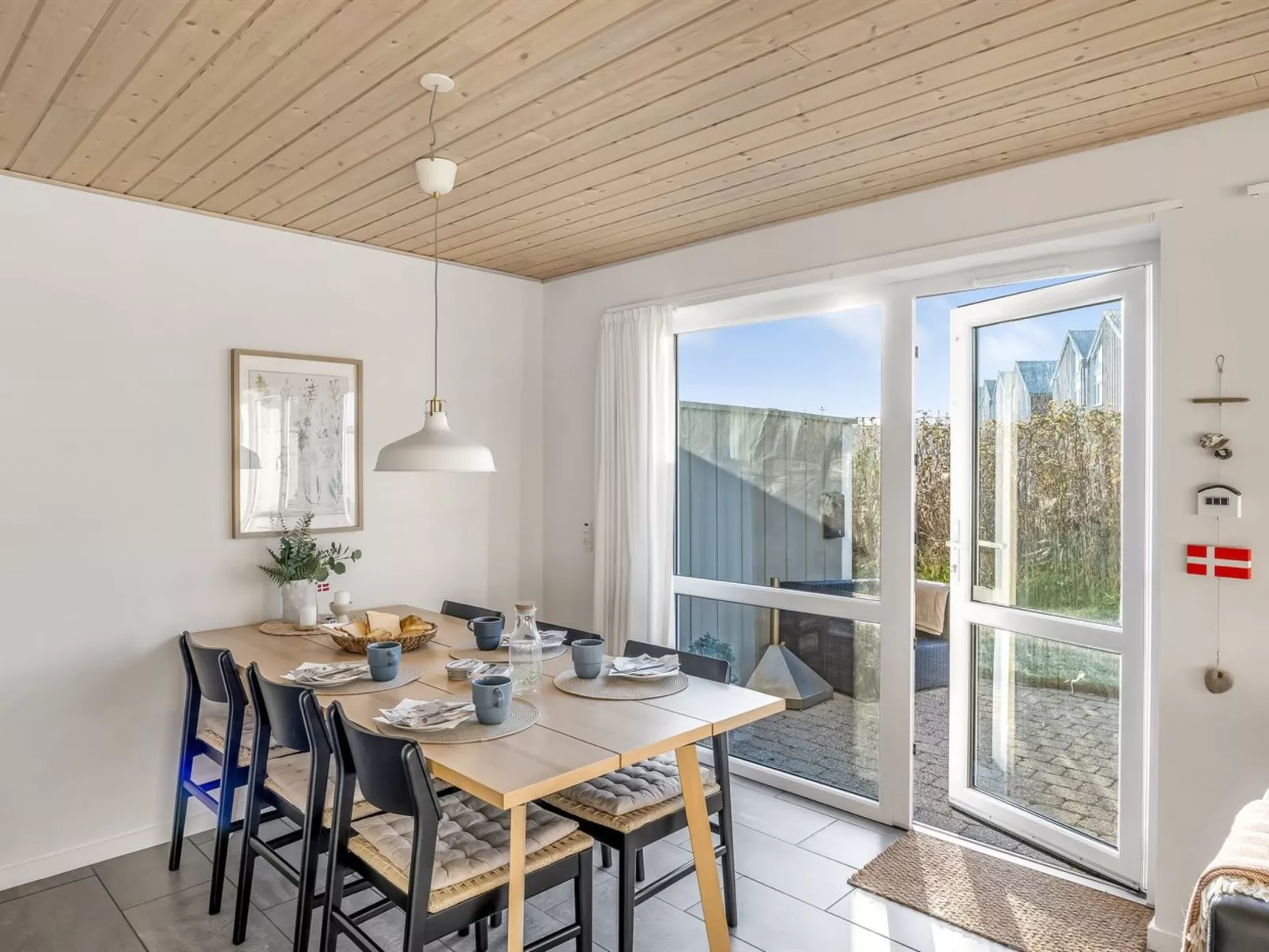 "Andersine" - 1km from the sea-Drinnen