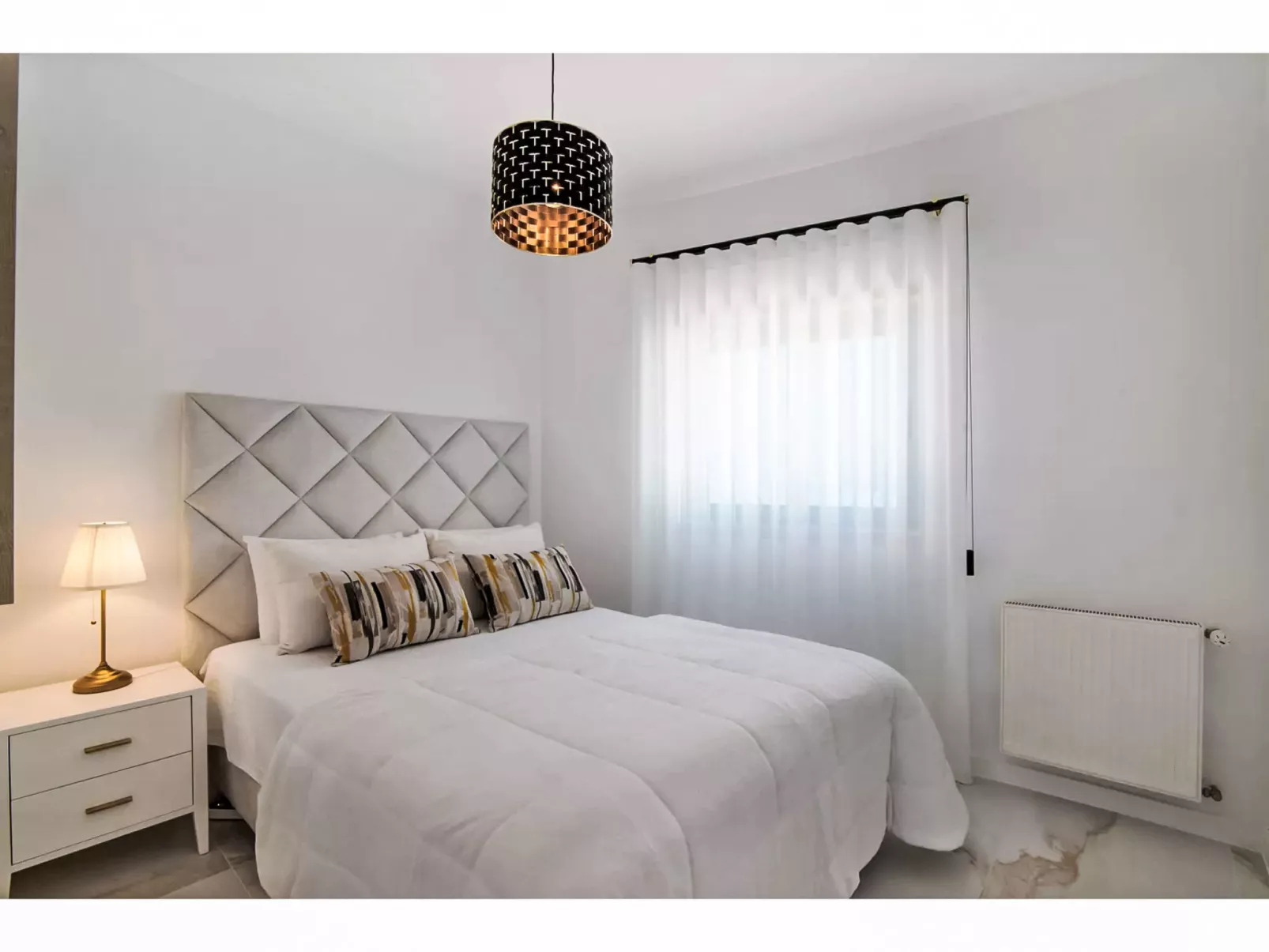 W Marina - Sunny Way-Inside