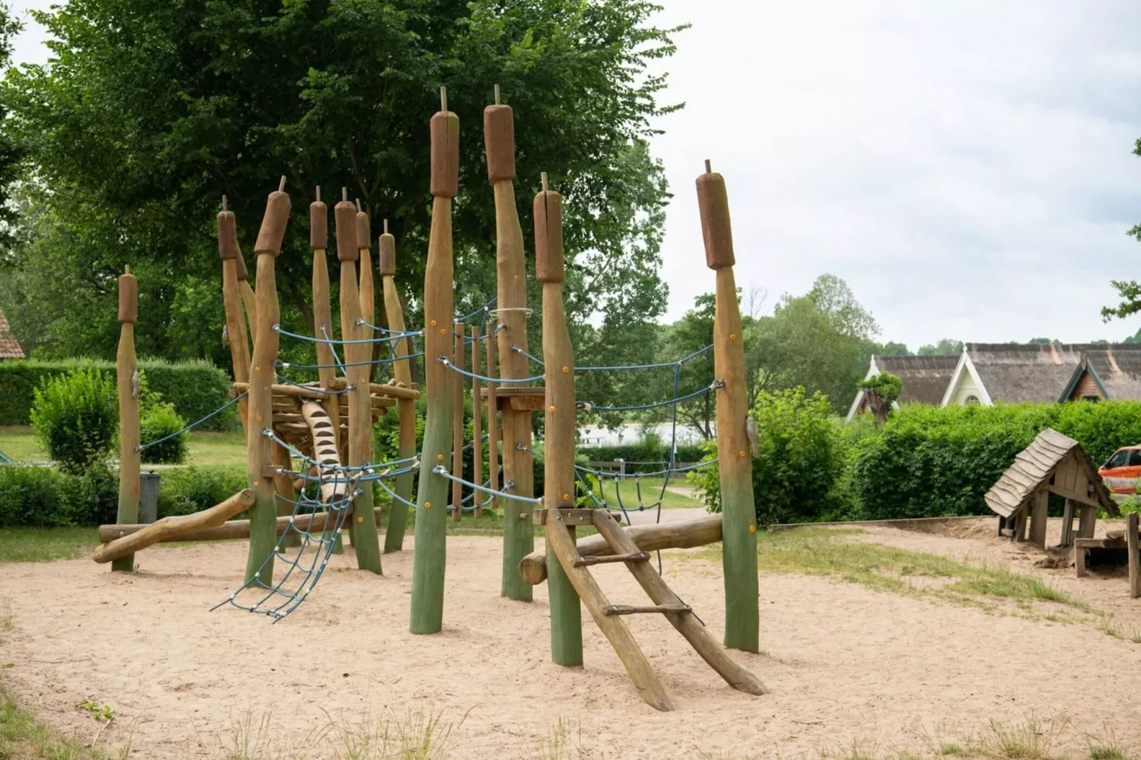 Schneeeule 220-Garten Sommer