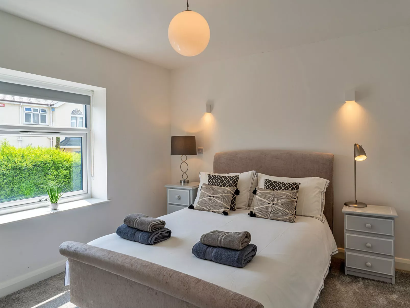 Brunels Reach-Drinnen