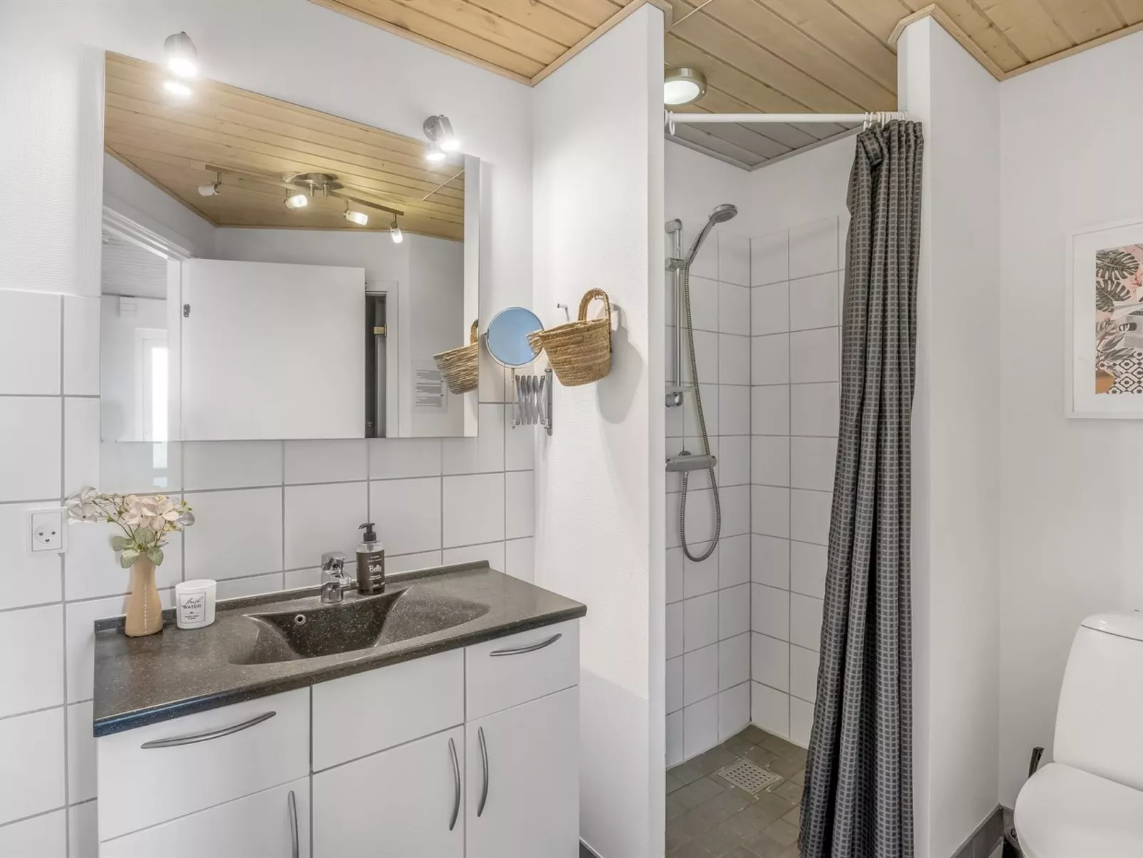 "Andersine" - 1km from the sea-Drinnen