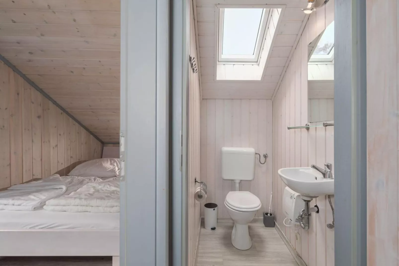 FH Wildgans Comfort Nr 43-Badezimmer