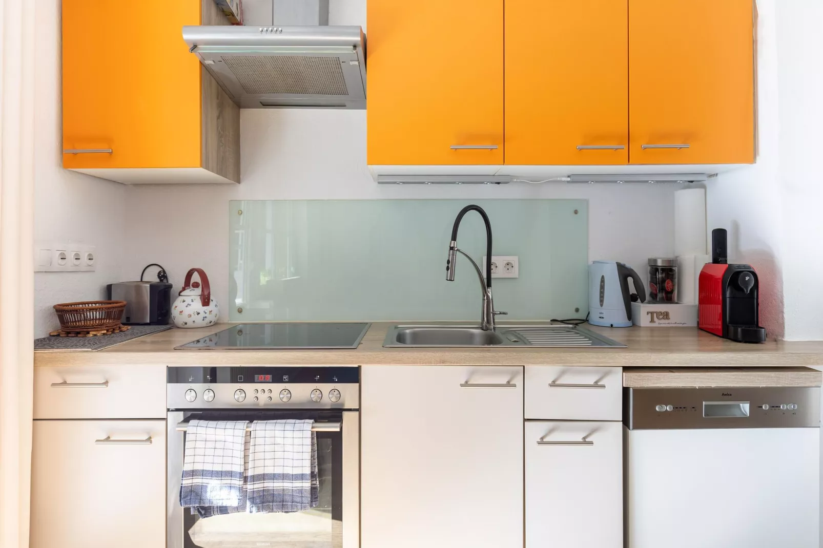 Haus Wasserfall 6 pax-Kitchen