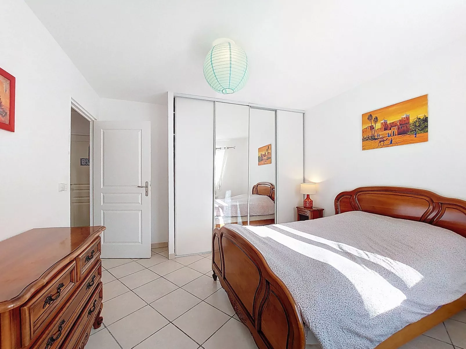 Les Roselières-Drinnen