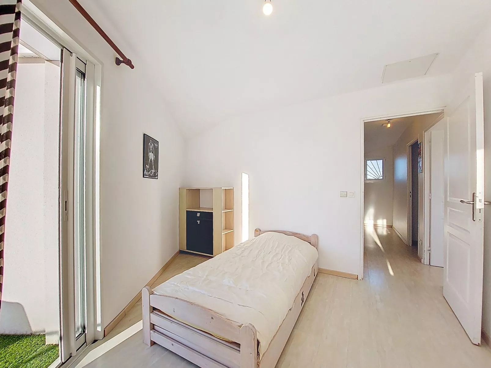 Les Roselières-Drinnen