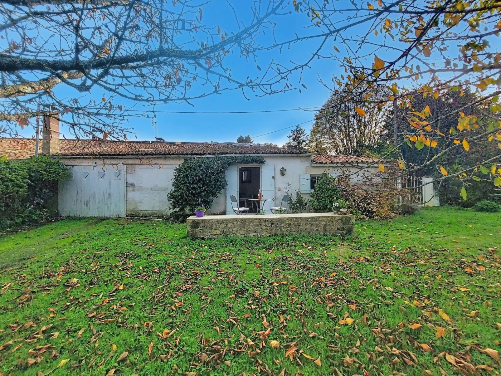 Le Four à Chaux-Draußen