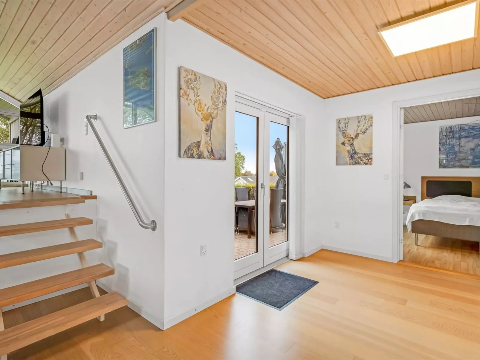 "Panu" - 2.1km from the sea-Inside