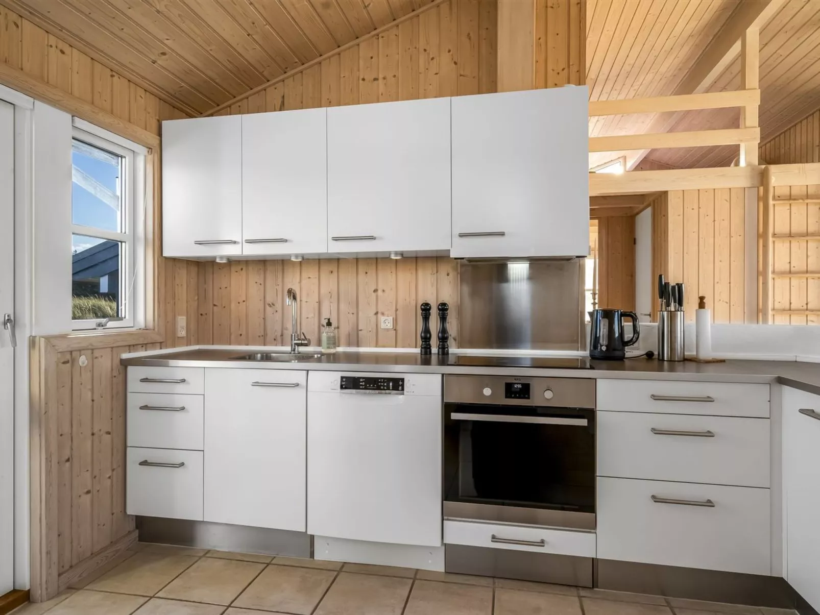 "Melina" - 300m from the sea-Drinnen