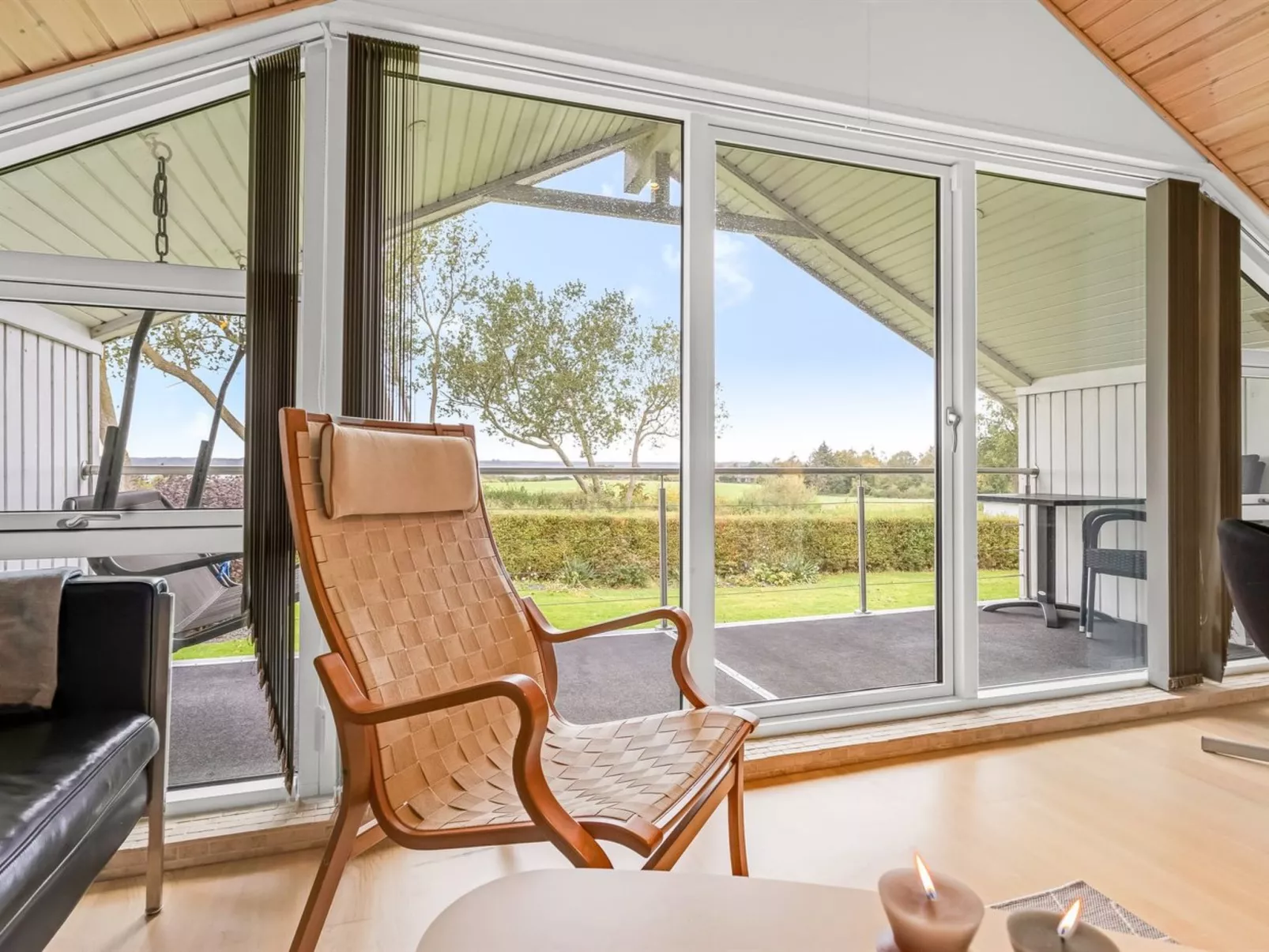 "Panu" - 2.1km from the sea-Inside