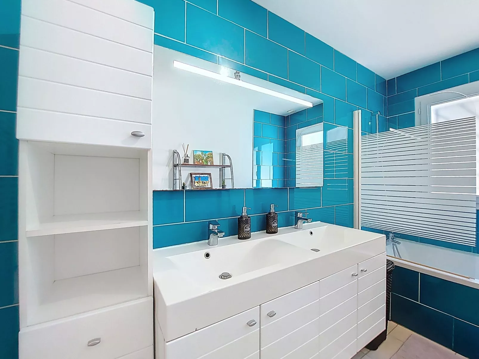 Les Roselières-Drinnen