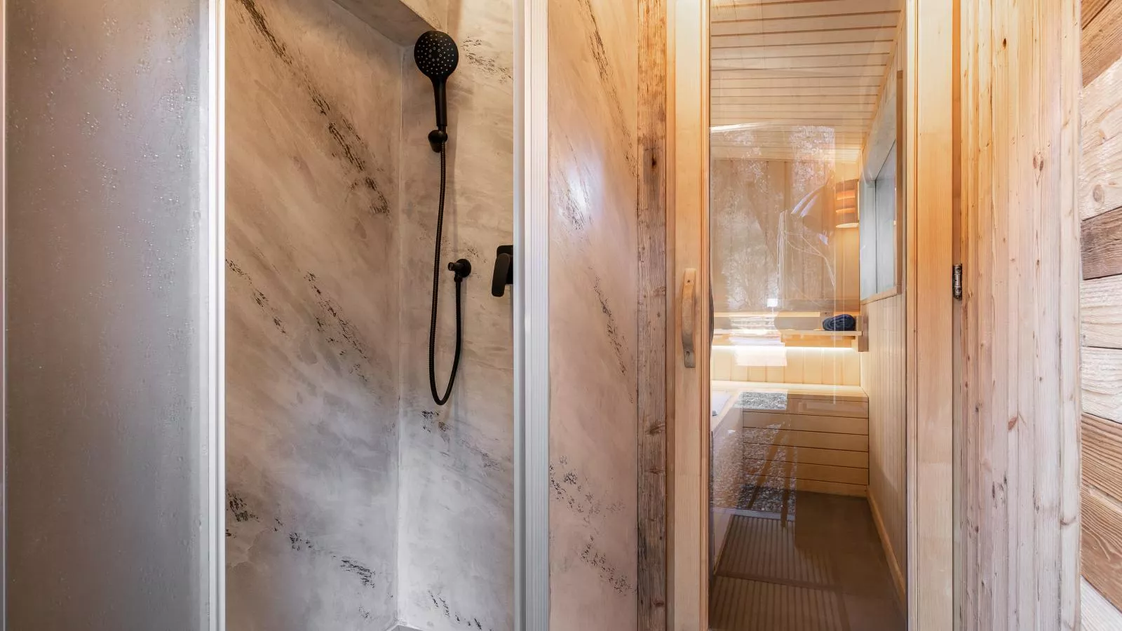 Almversteck Hollersbach-Sauna