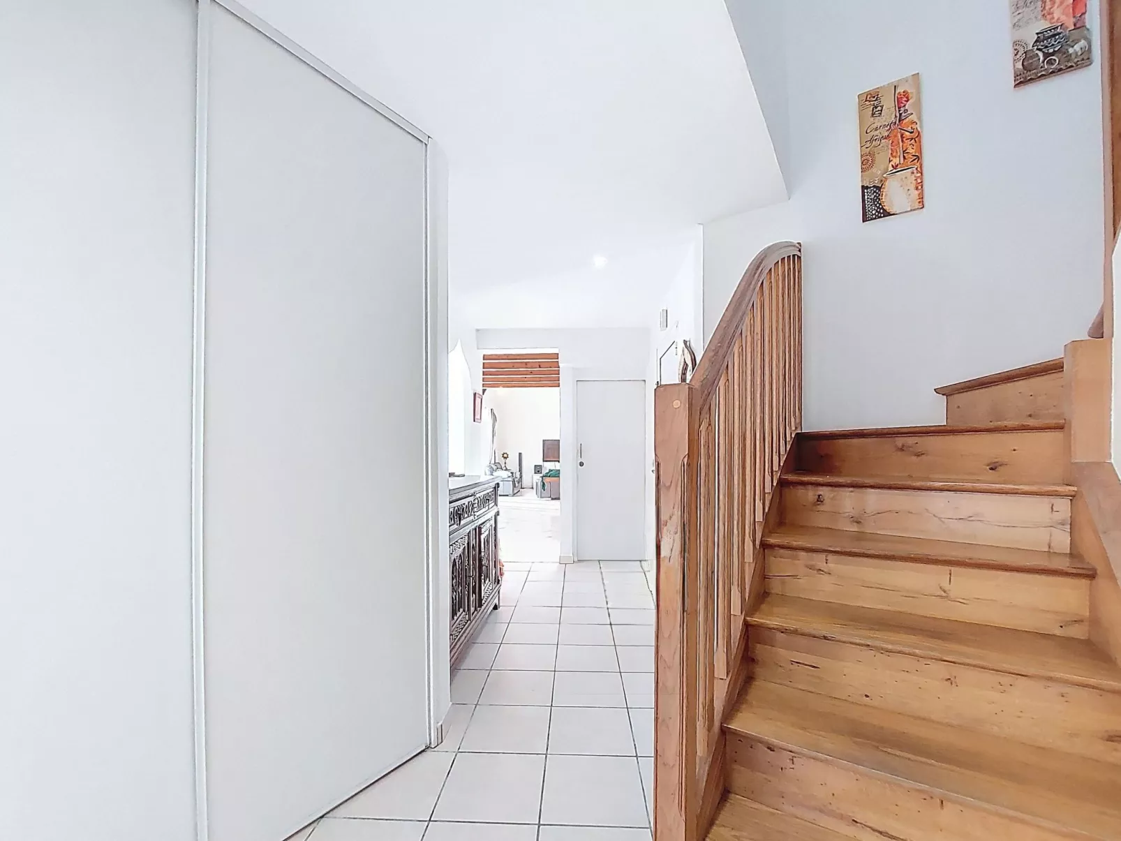 Les Roselières-Drinnen