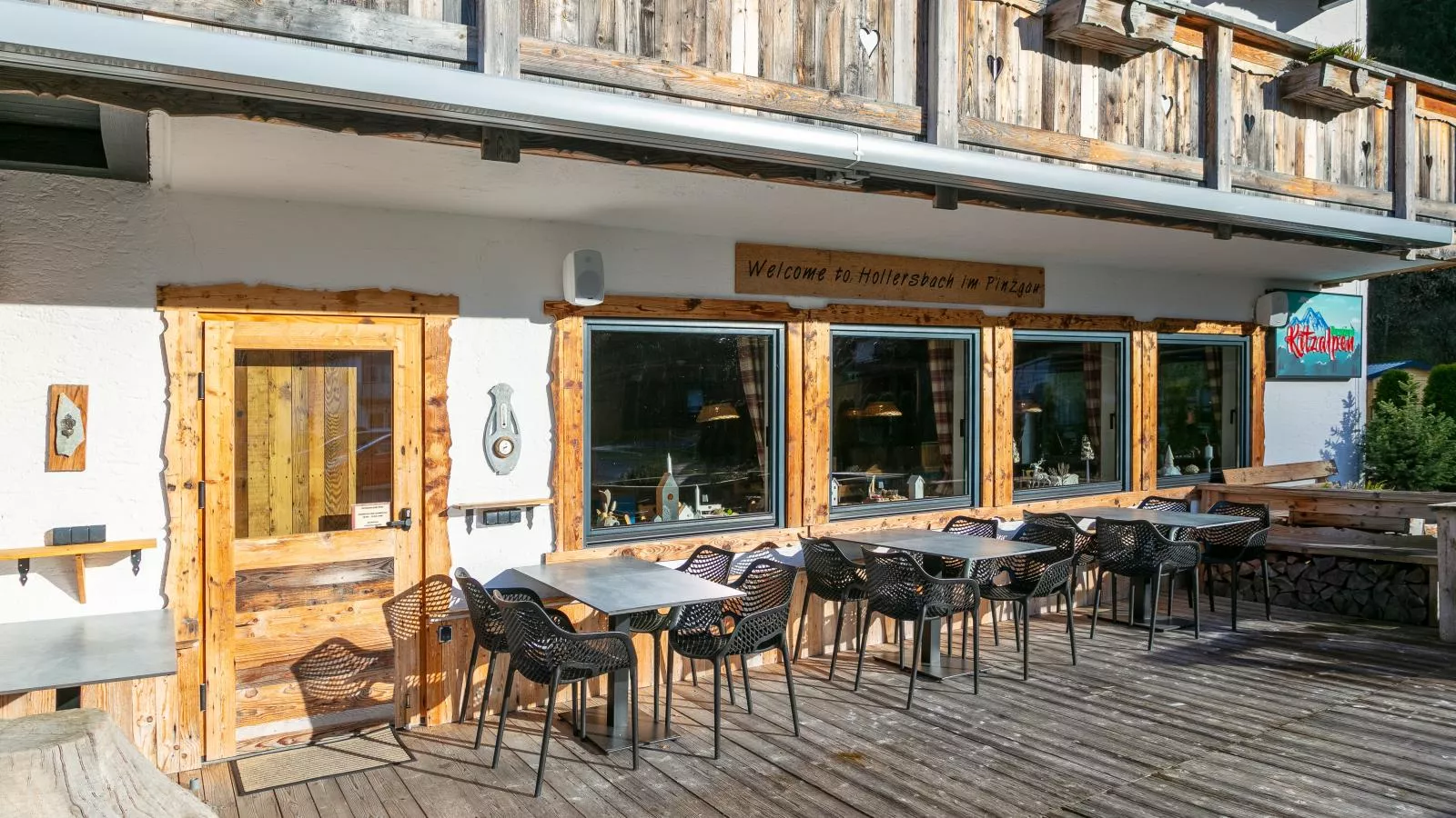 Bergzeit Hollersbach L-Terrace balcony