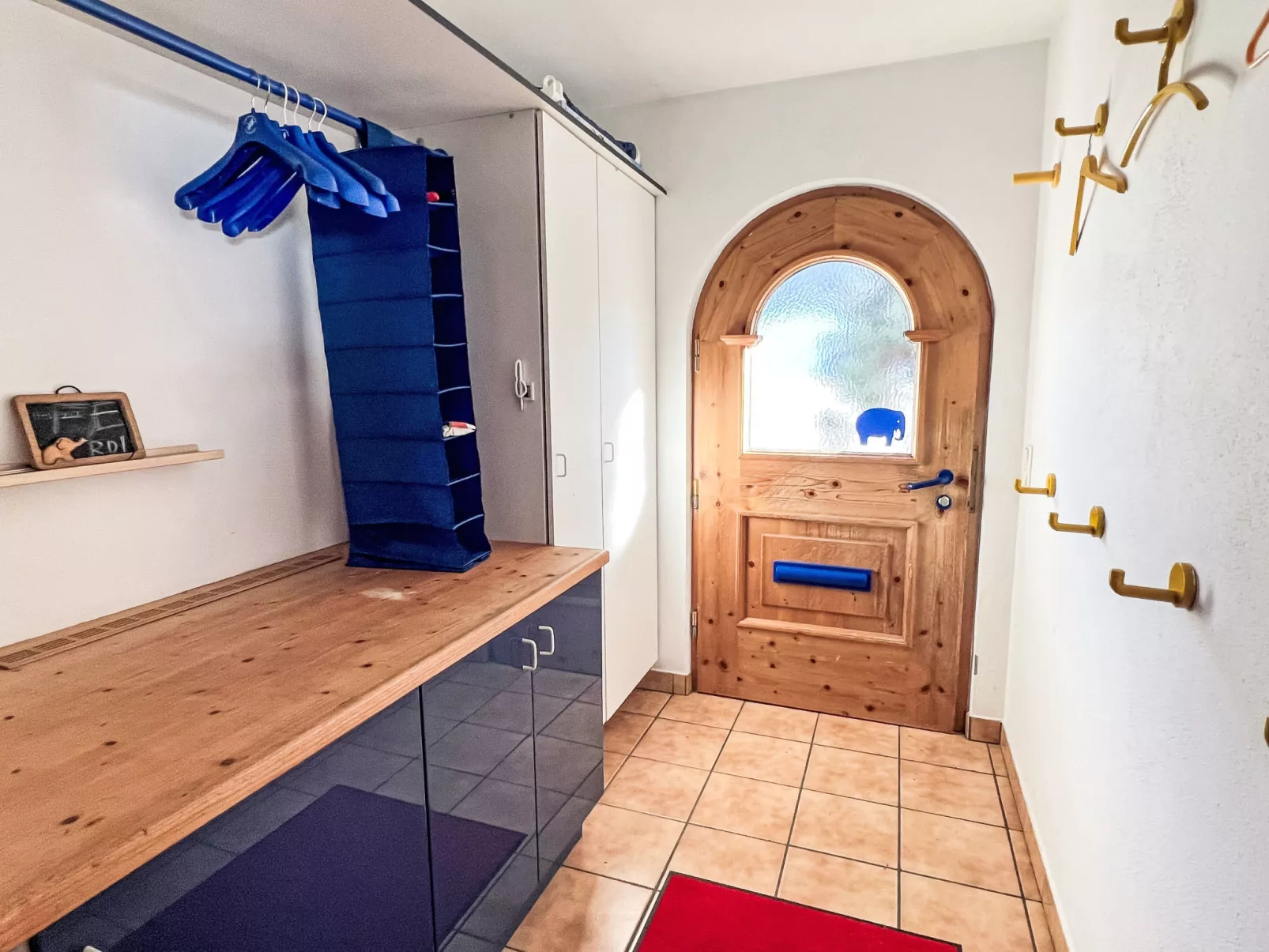 Blauer Elefant-Dedans