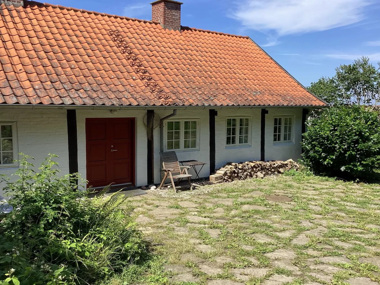 "Asgot" - 15m from the sea