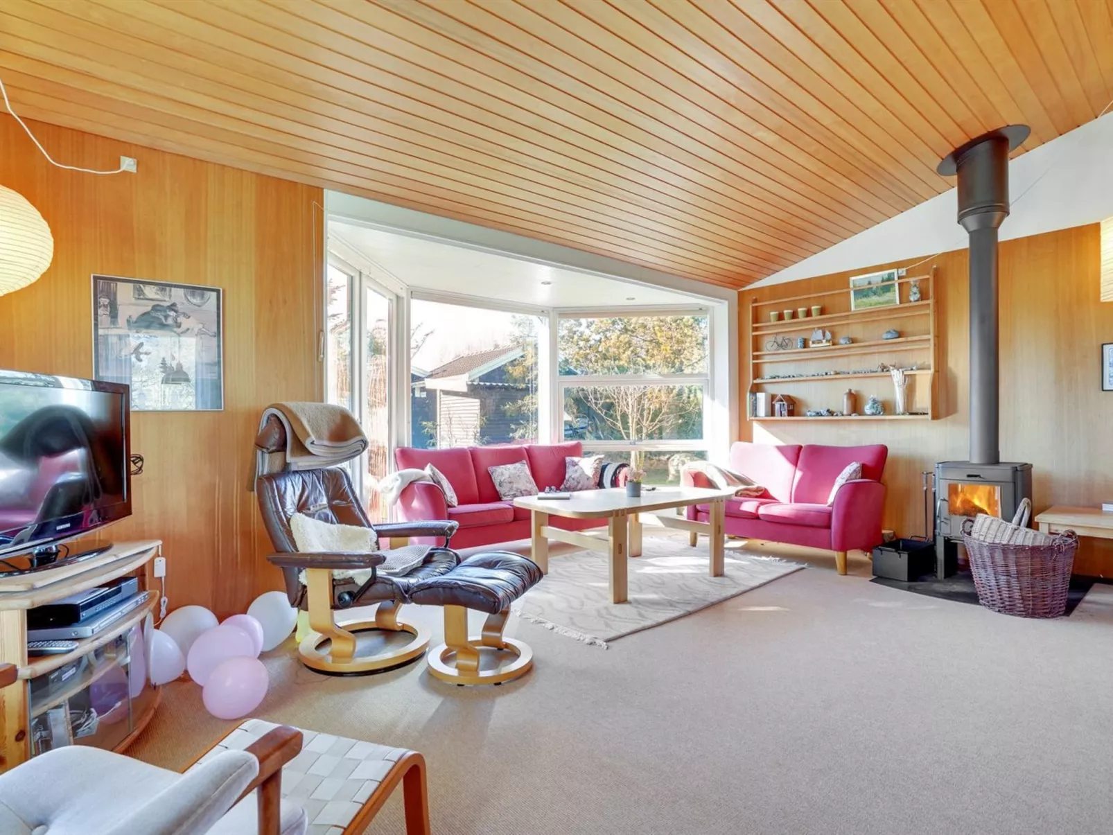 "Odstanus" - 575m from the sea