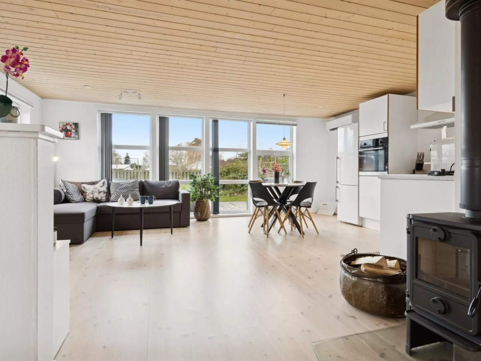 "Algeth" - 350m from the sea-Dedans