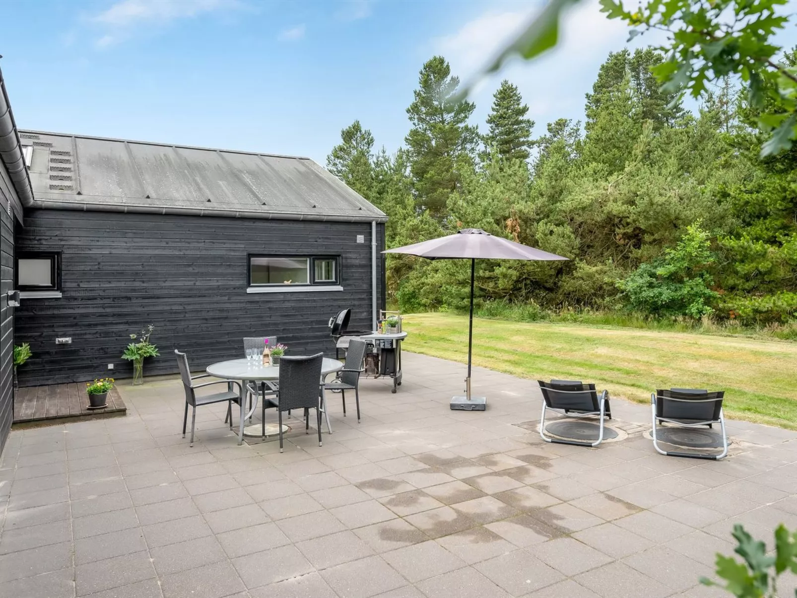 "Jonka" - 2km from the sea-Outside