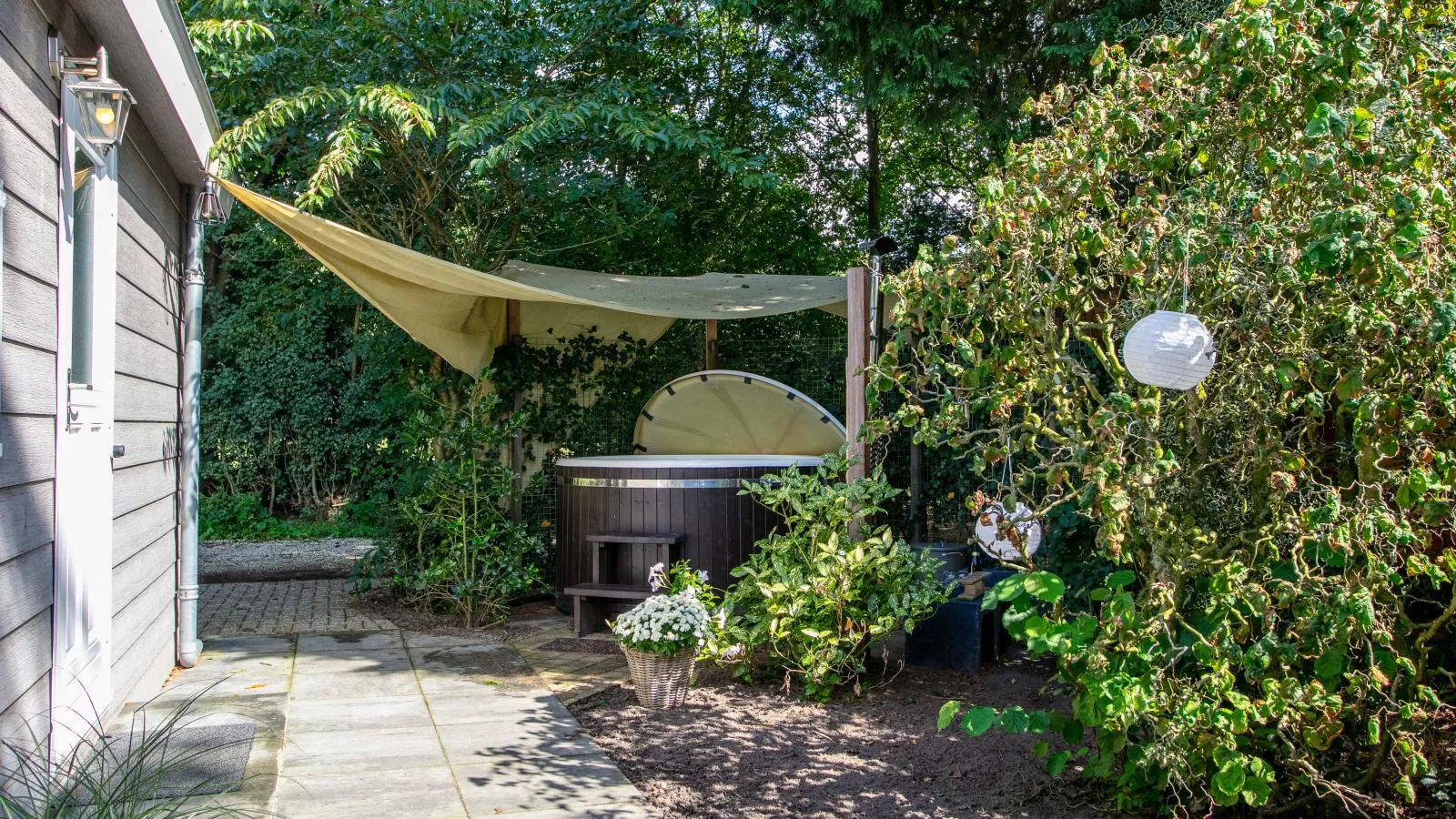 De Tortelduif-Gardens summer