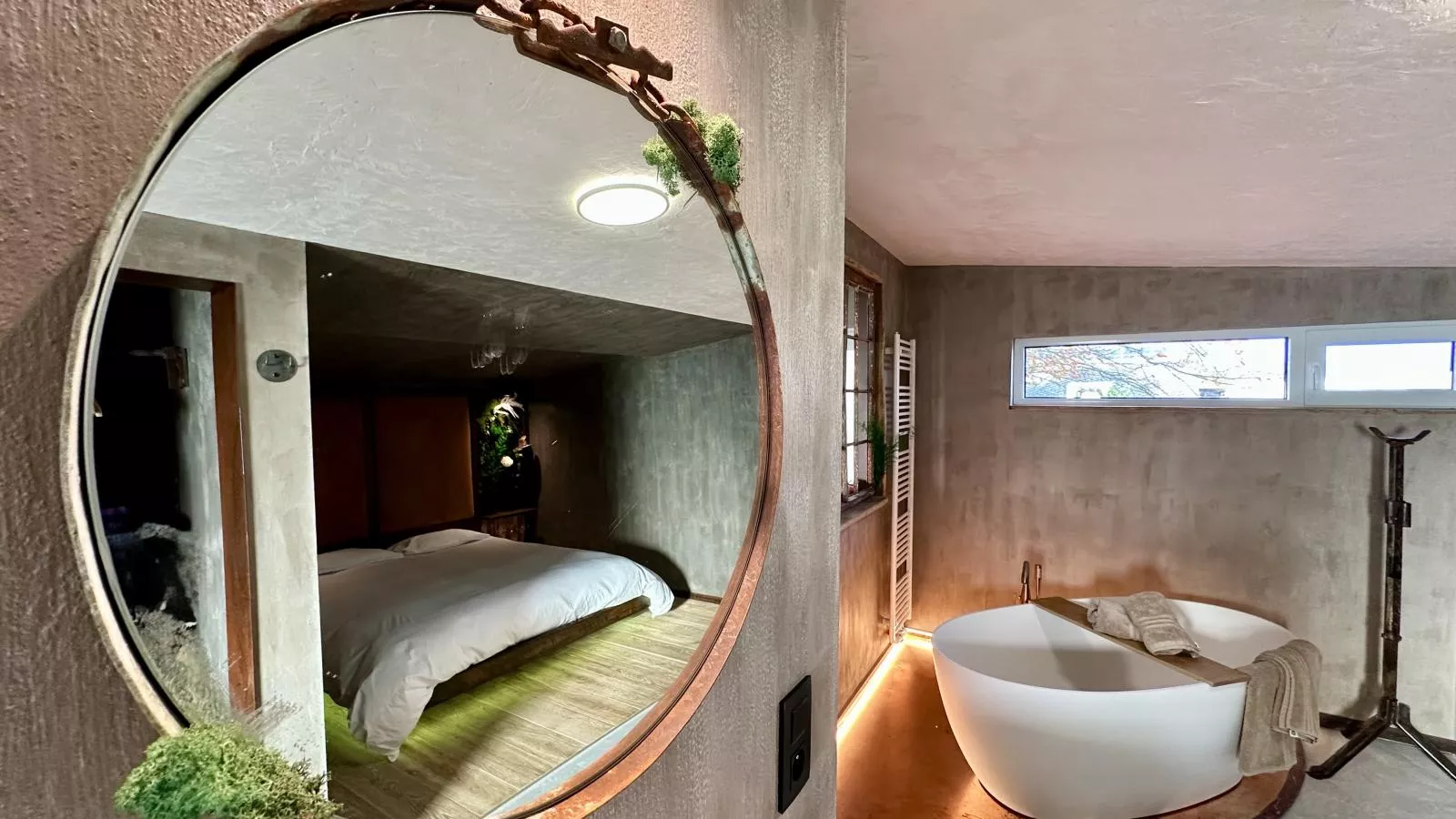 Chez Brigitte-Bedroom