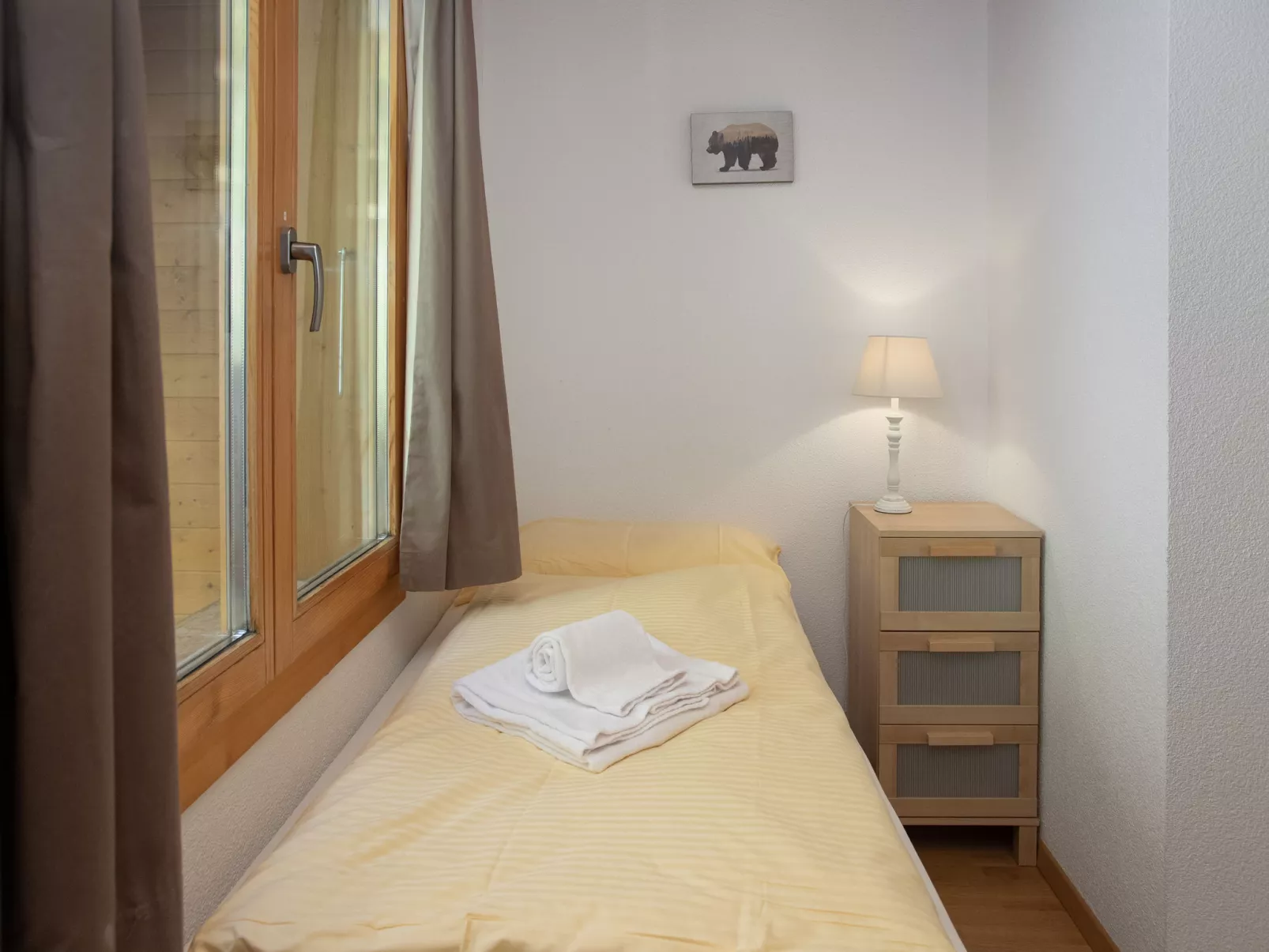 Racer's Retreat Apt.2-Drinnen