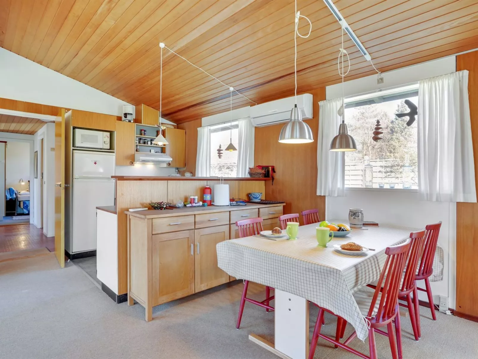 "Odstanus" - 575m from the sea-Drinnen