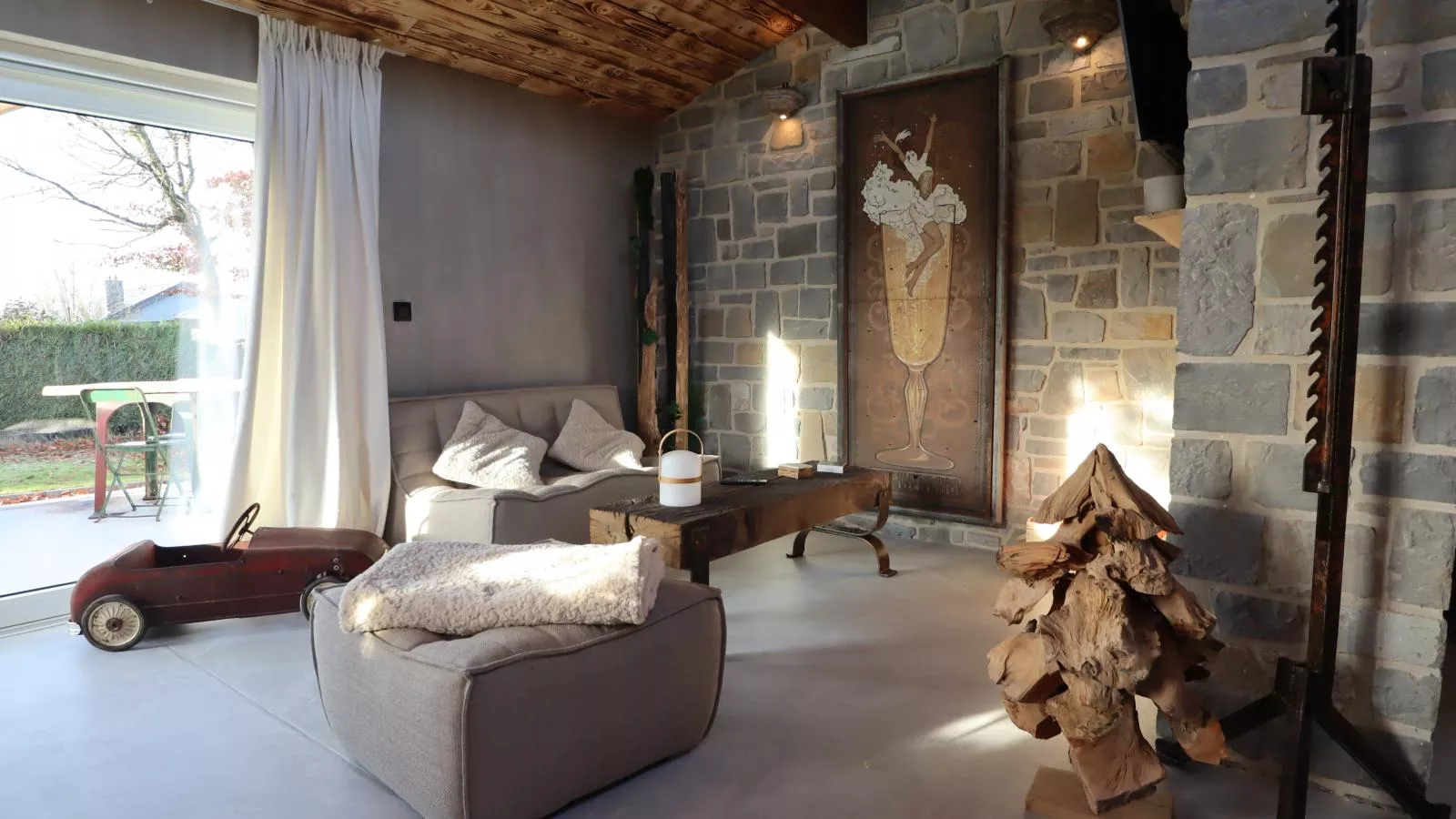 Chez Brigitte-Living room