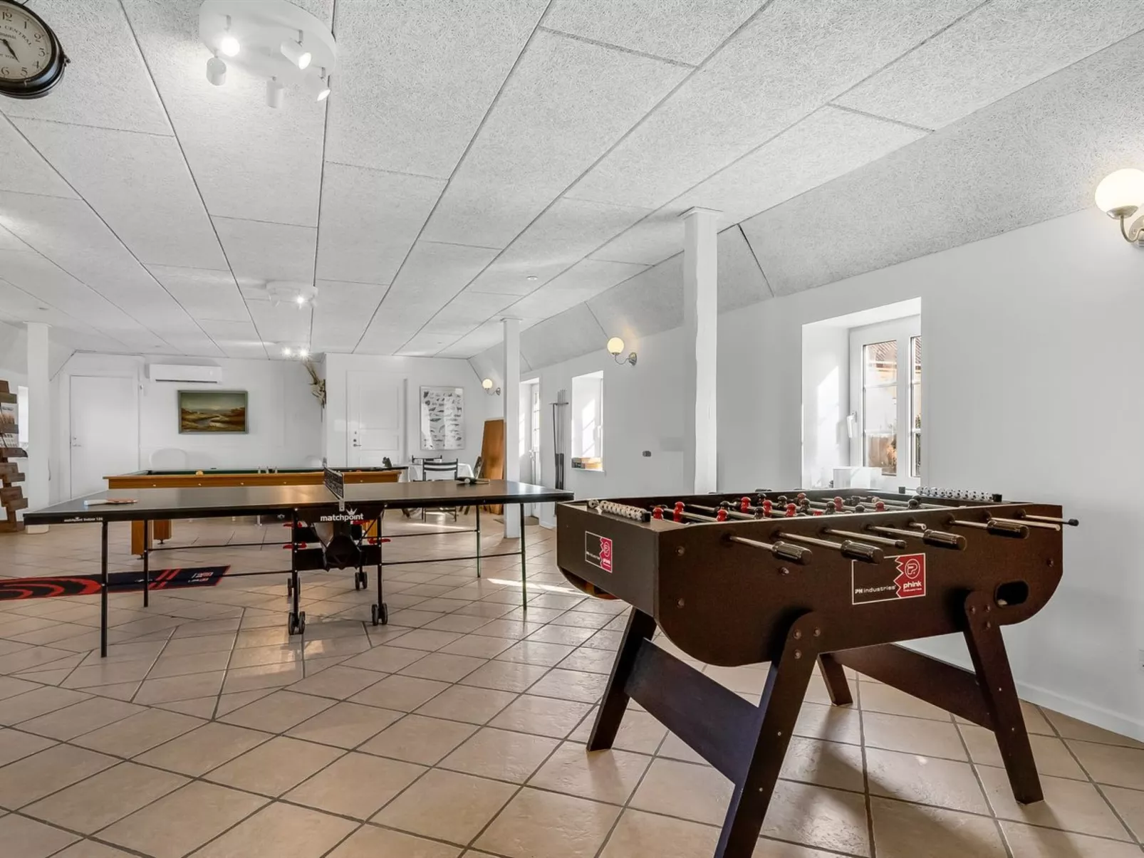 "Brigitte" - 1.3km to the fjord-Inside