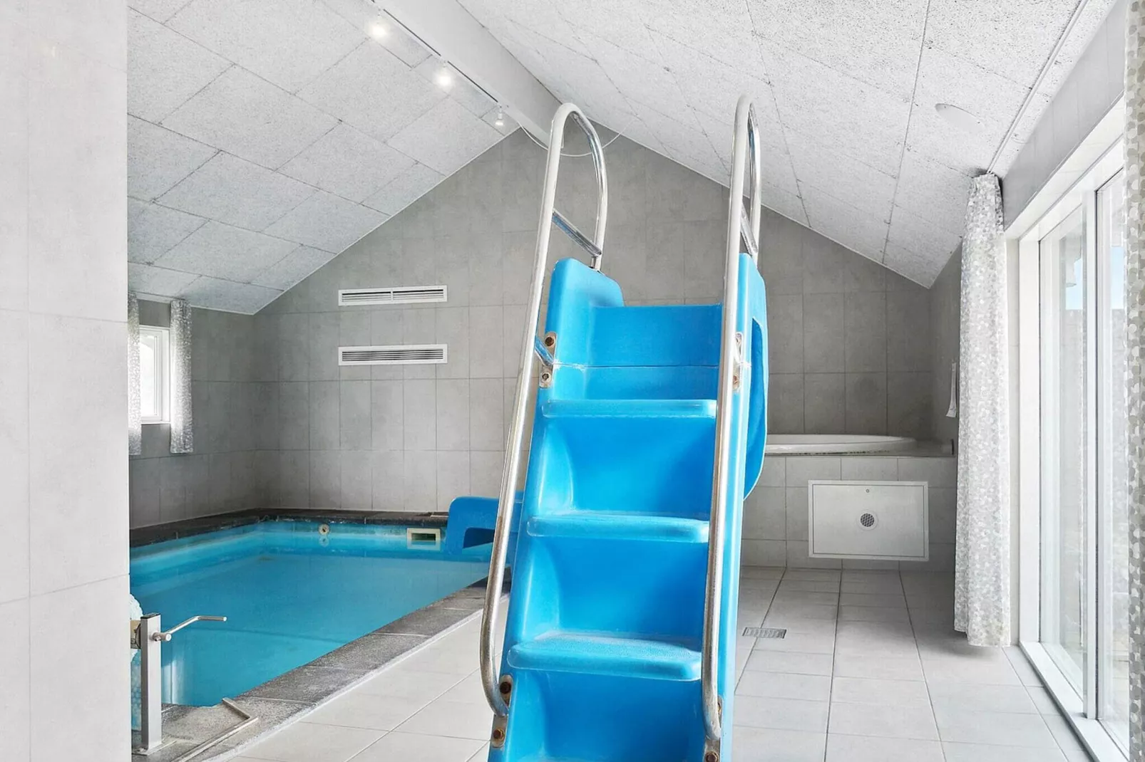 Luxury Pool Retreat - By Traum Ferienwohnungen-Swimming pool