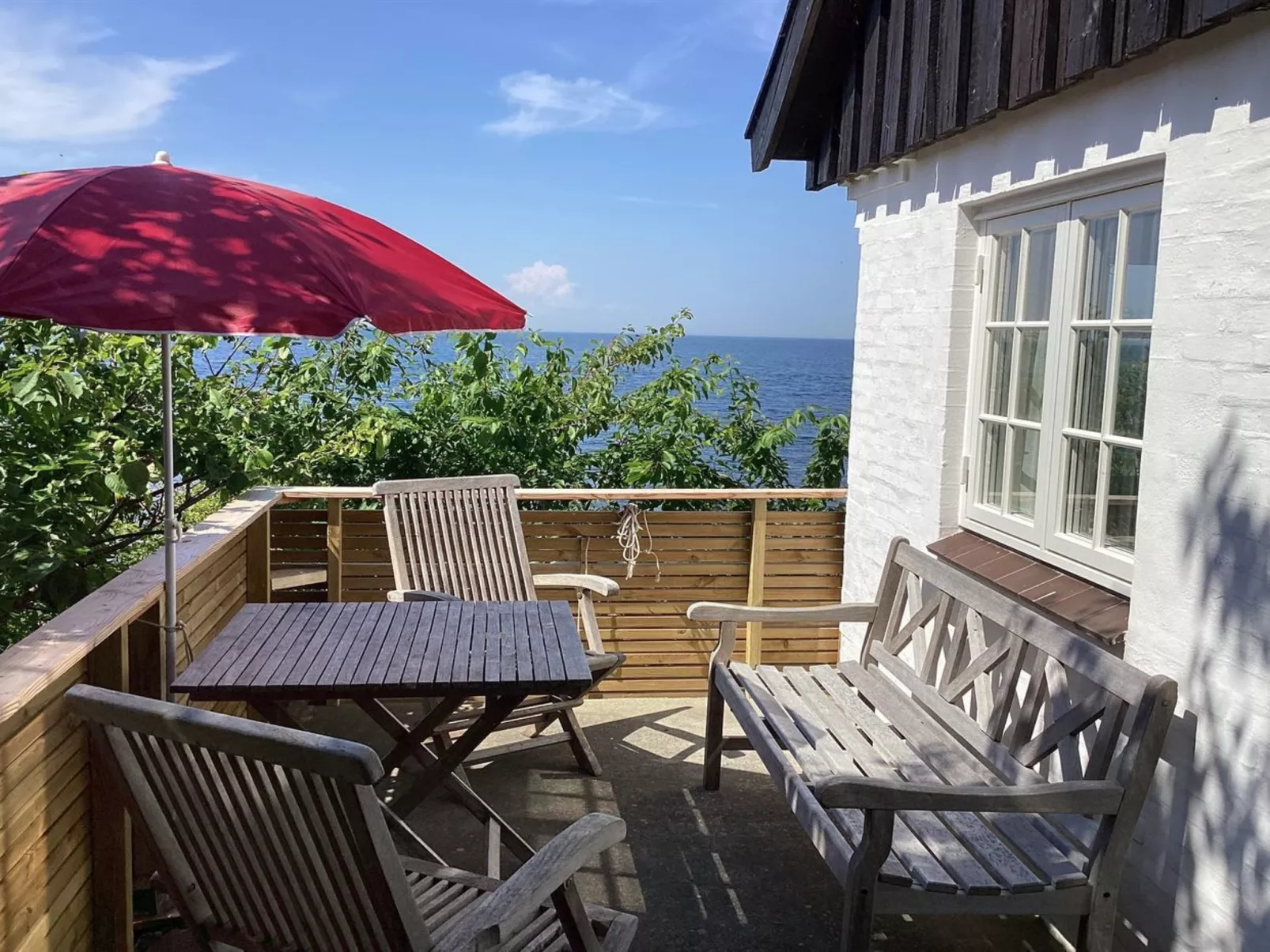 "Asgot" - 15m from the sea-Outside