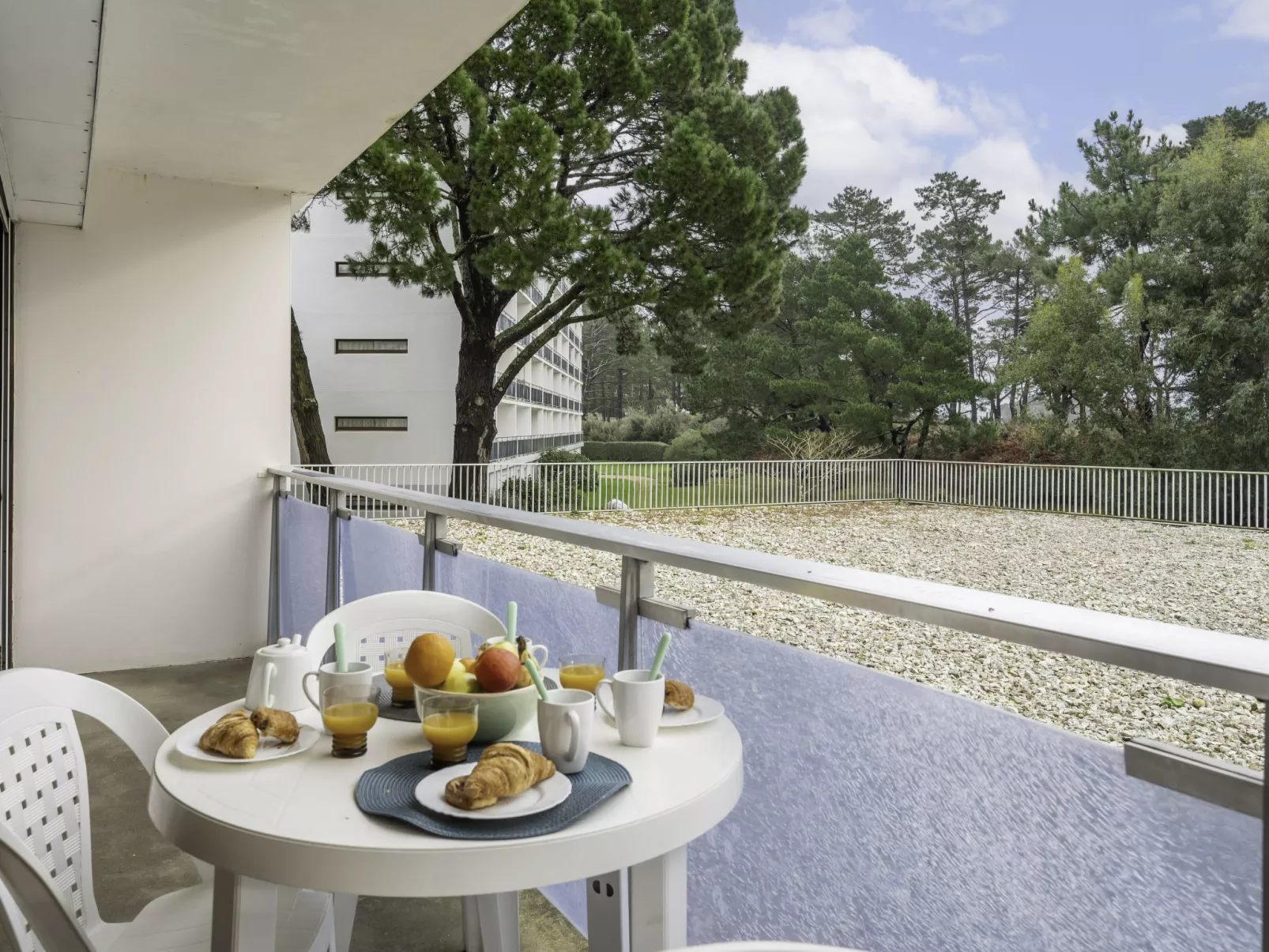 Men Er Bellec-Draußen