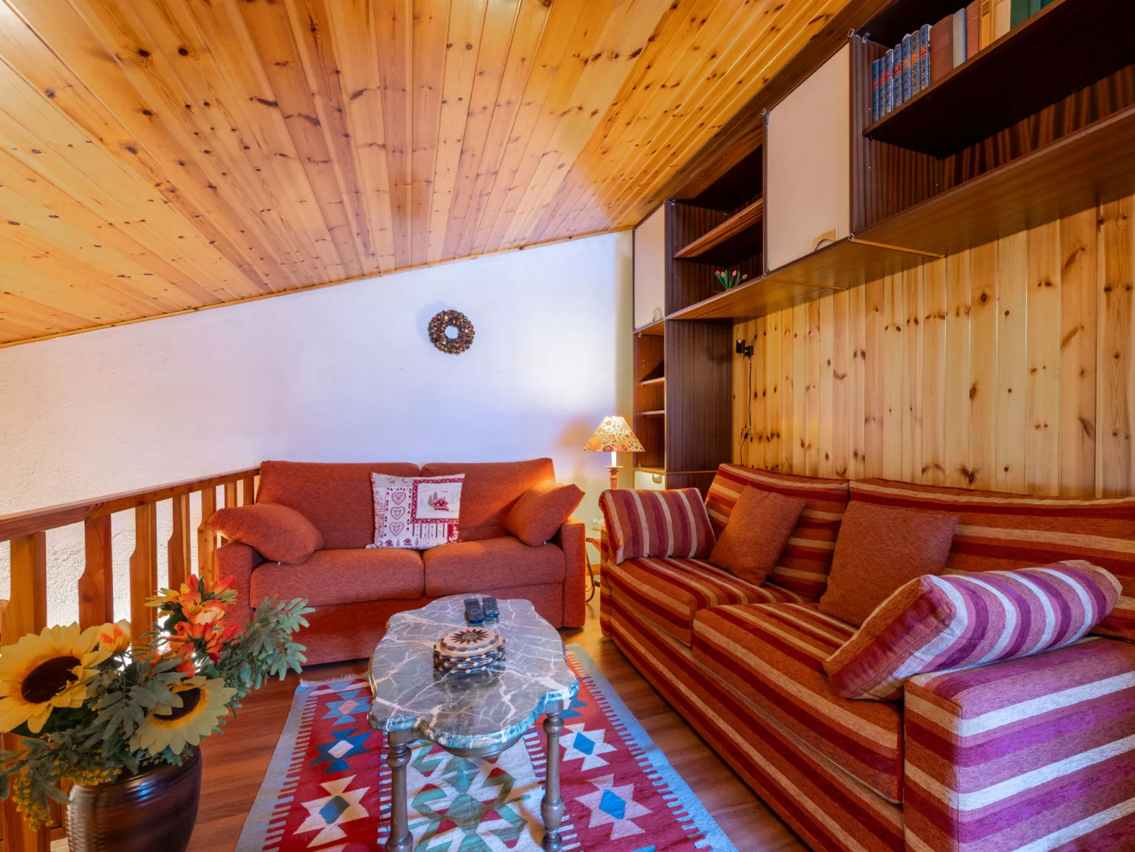 Gag Derby Apartment-Inside