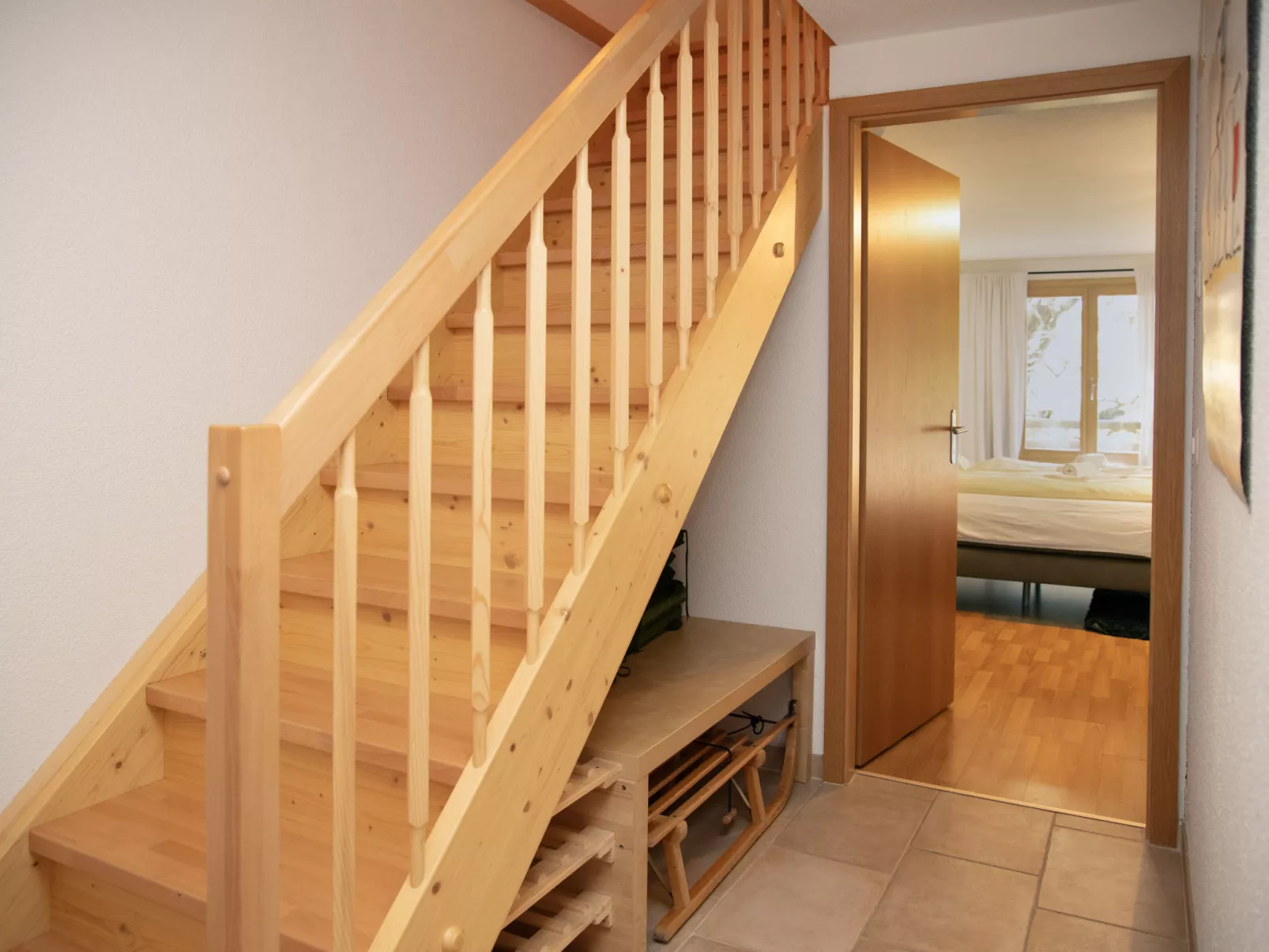 Racer's Retreat Apt.2-Drinnen