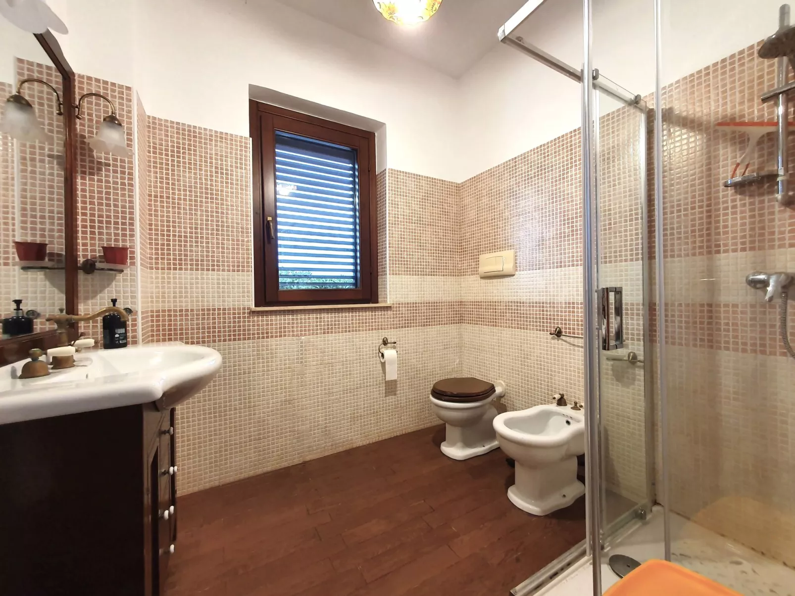 Scrusciu do vientu-Dedans