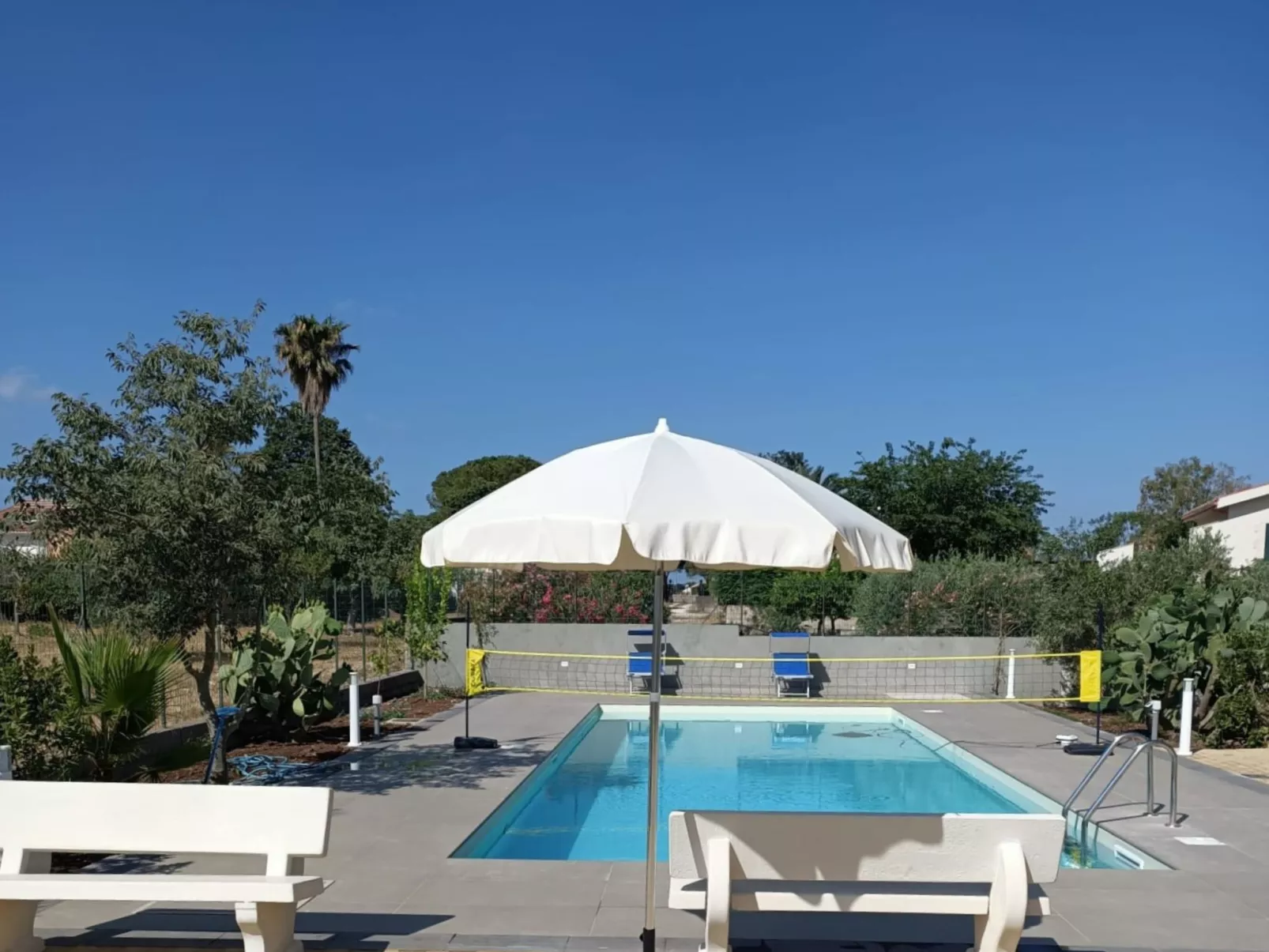 Scrusciu do vientu-Dehors