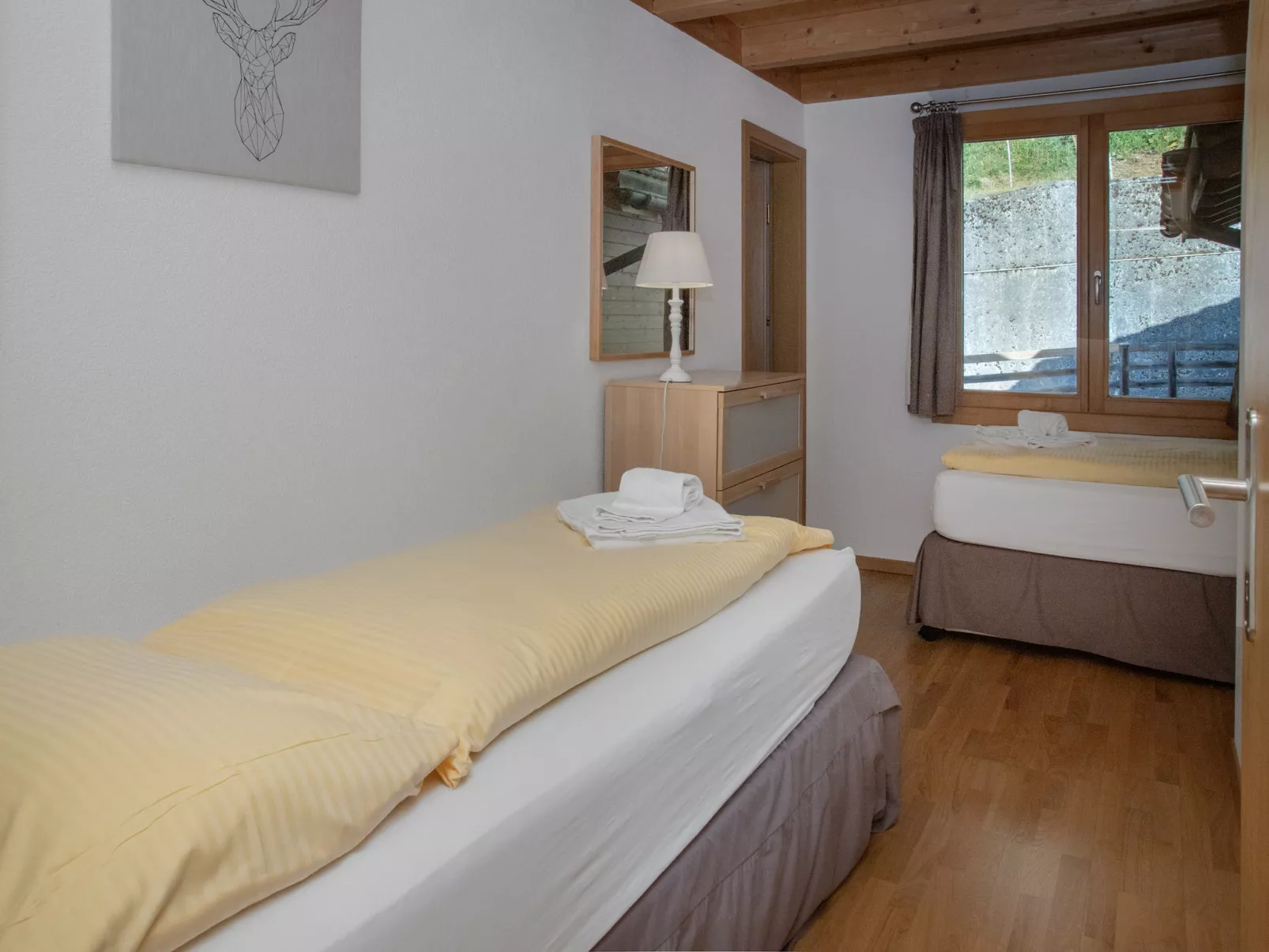 Racer's Retreat Apt.2-Drinnen