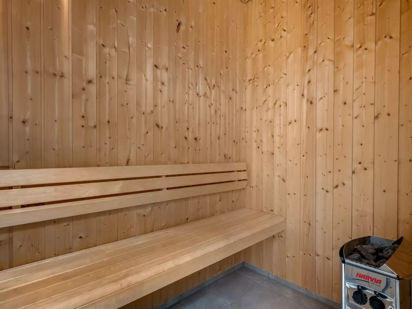 "Jonka" - 2km from the sea-Inside