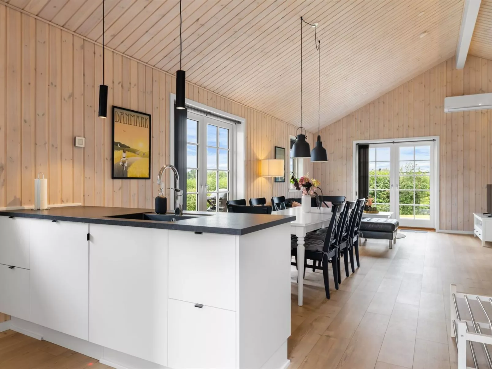 "Rixa" - 350m from the sea-Inside