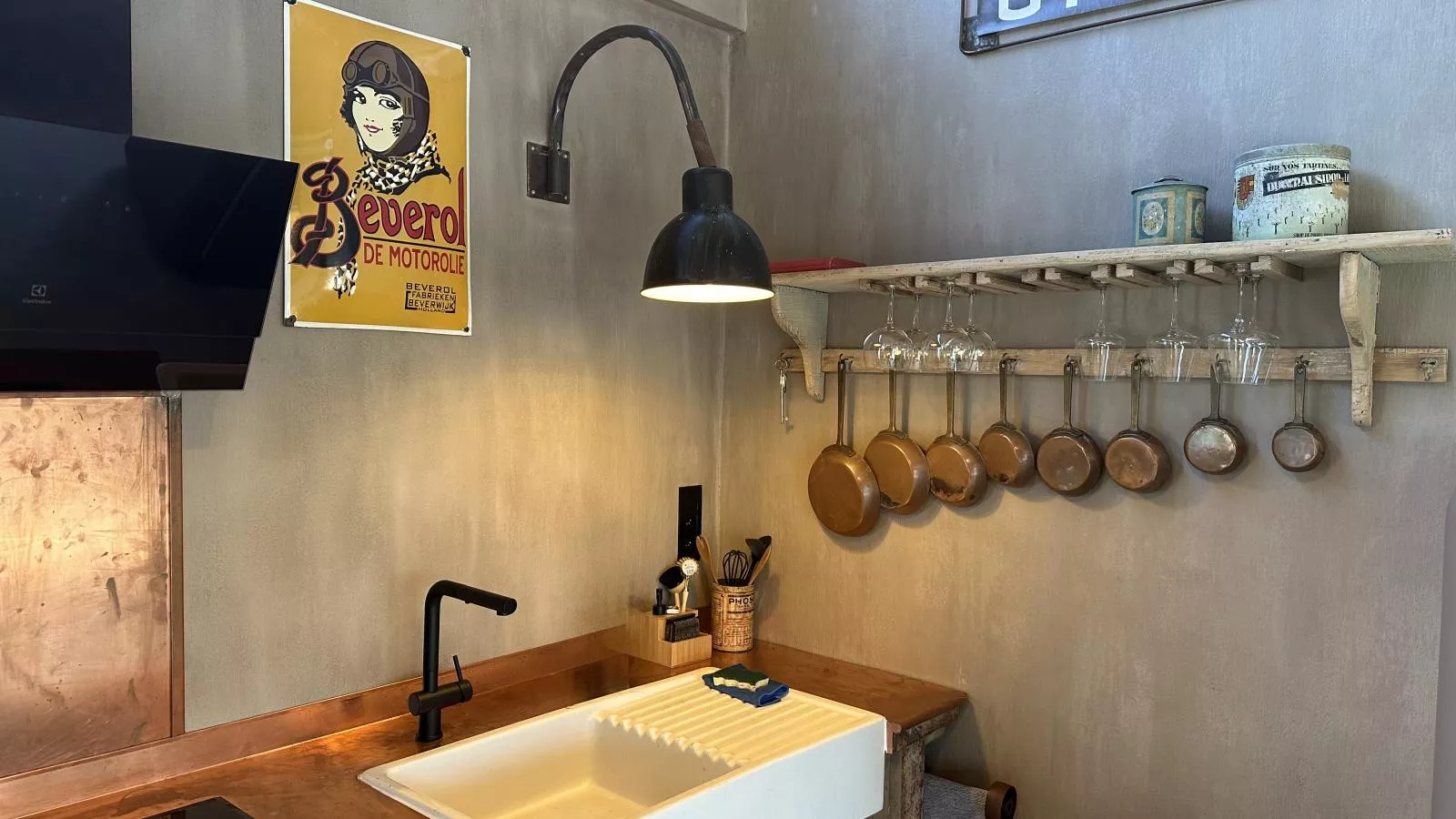 Chez Brigitte-Kitchen