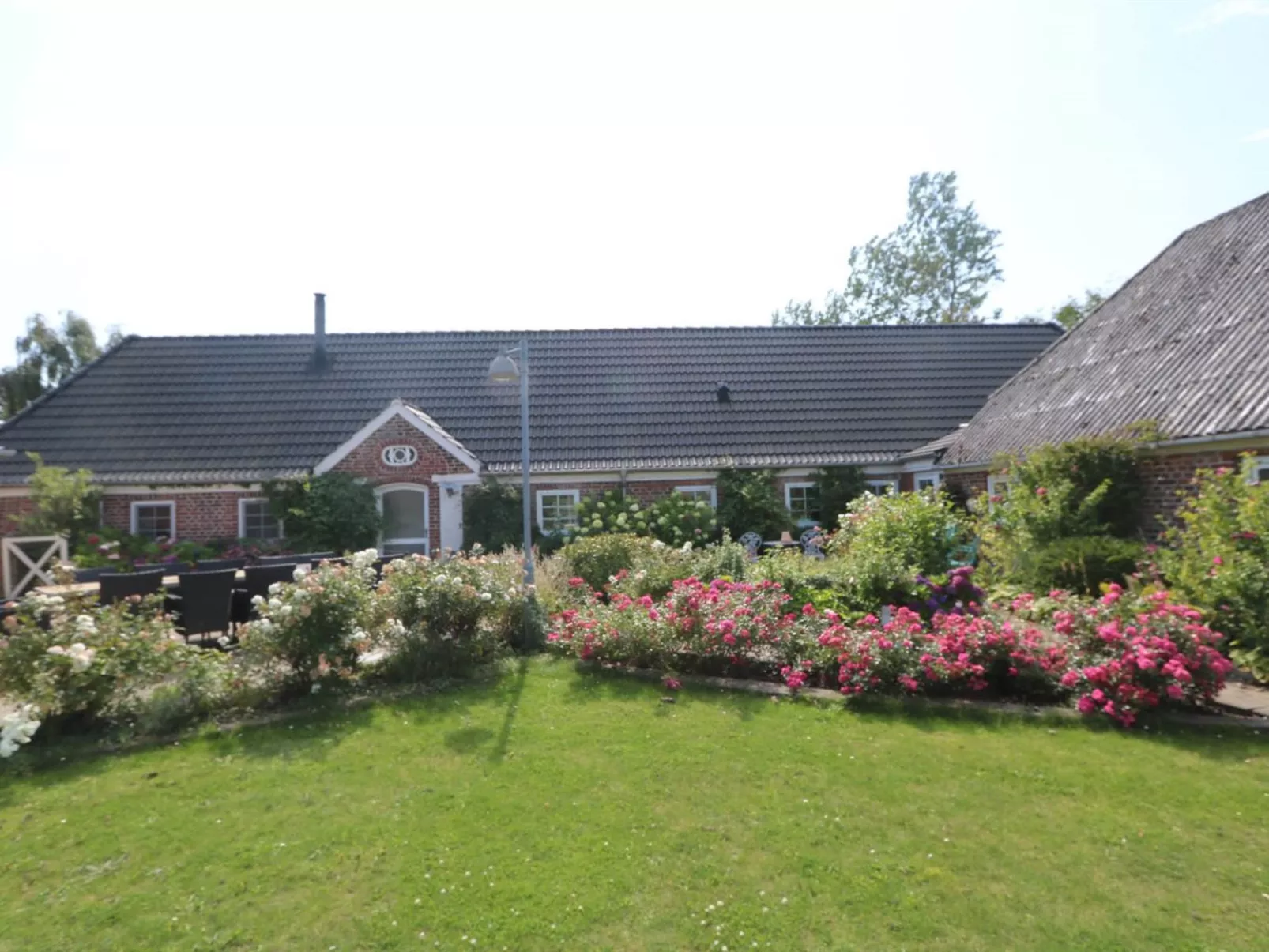 "Brigitte" - 1.3km to the fjord-Outside