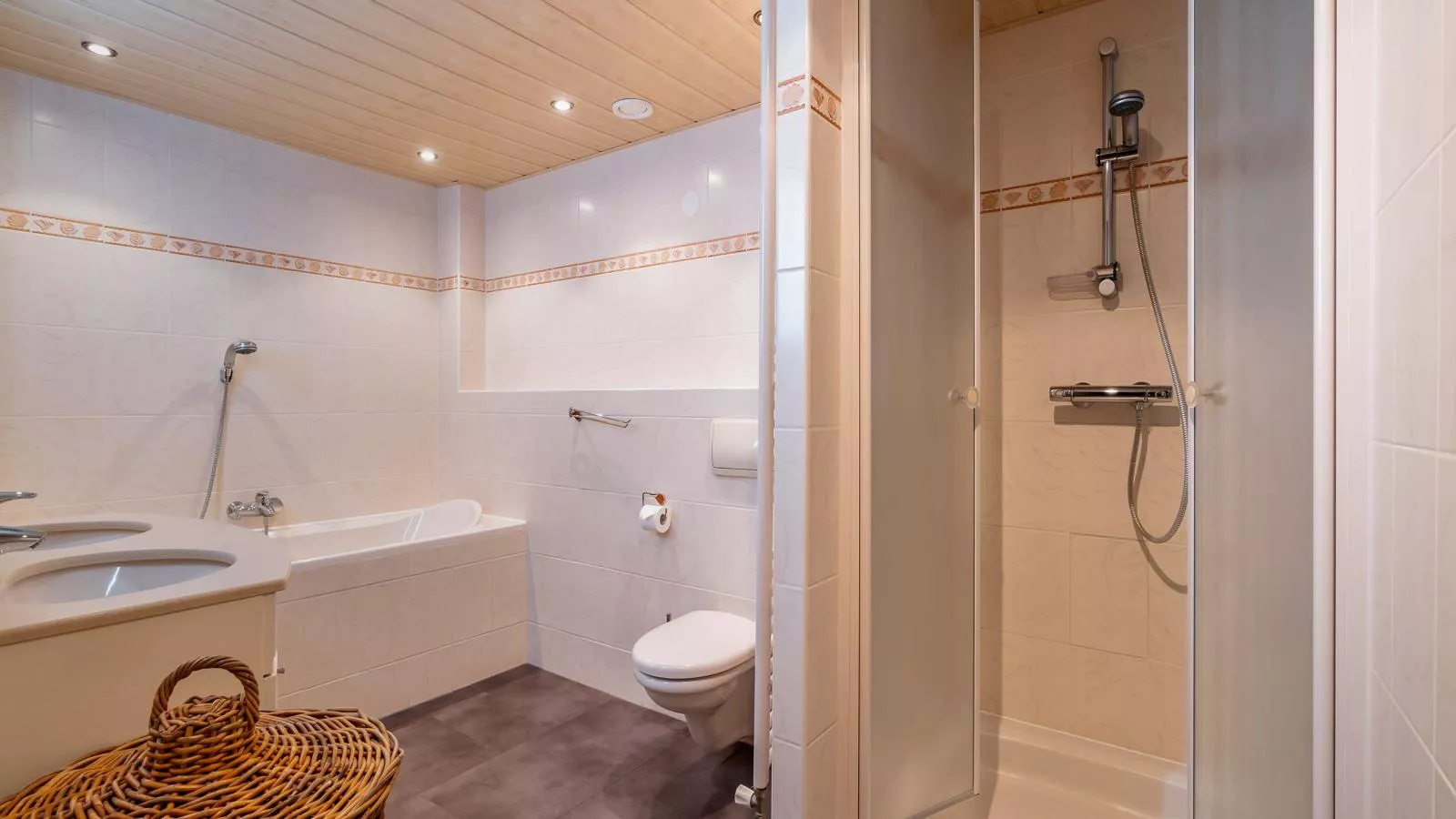 De Brouwersdam-Salle de bain