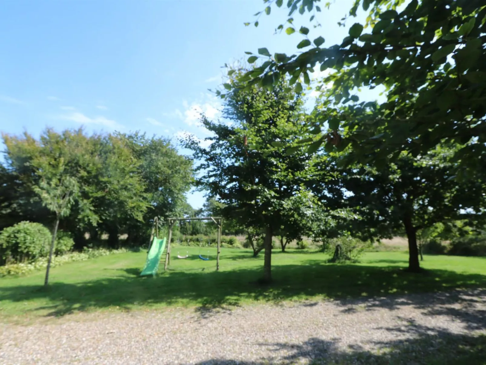 "Brigitte" - 1.3km to the fjord-Outside