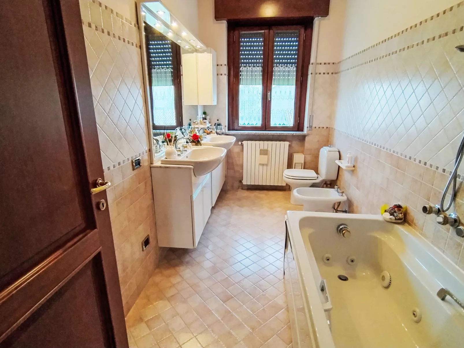 Green Heaven-Drinnen