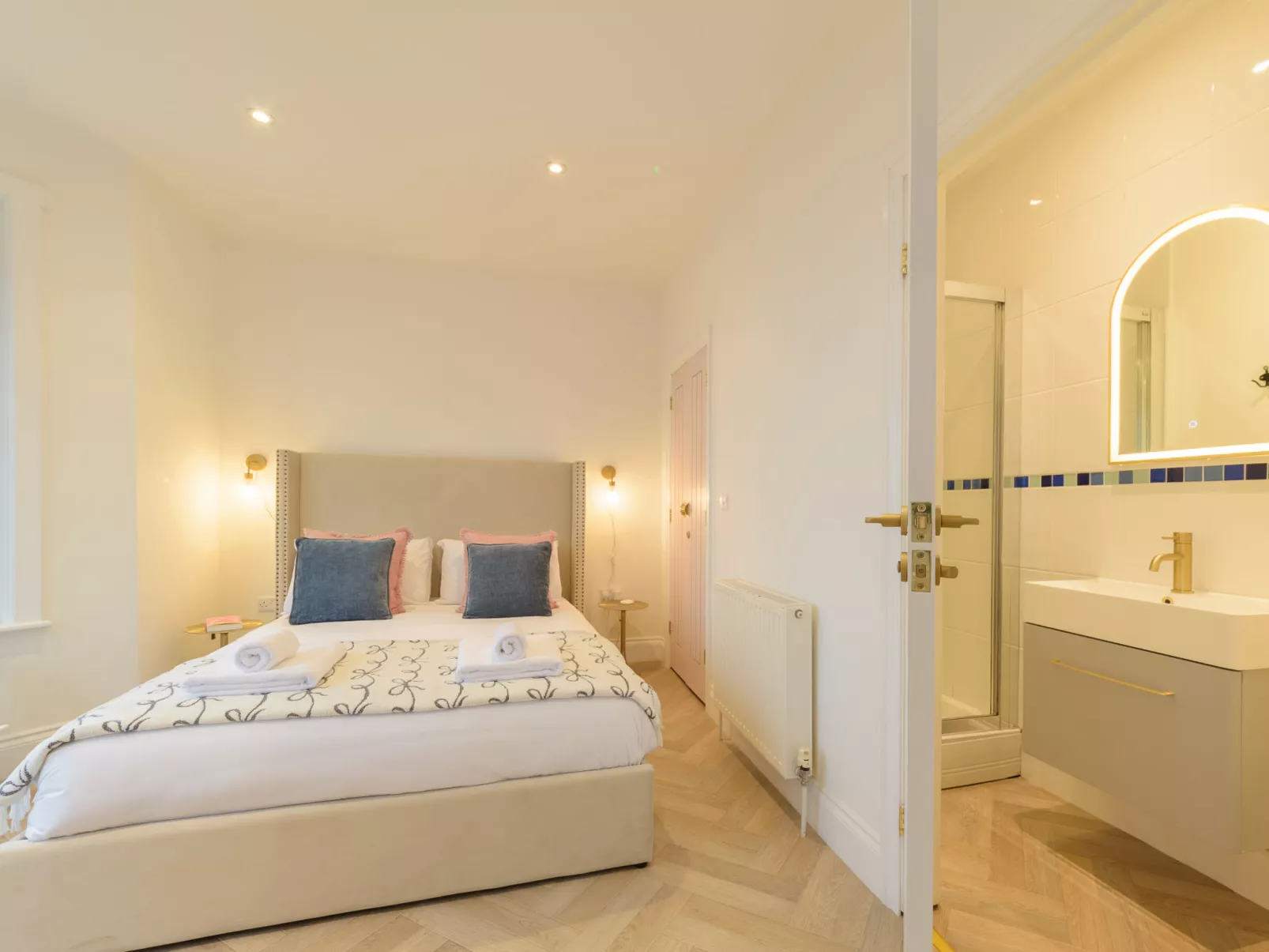 4 Ocean Heights-Dedans